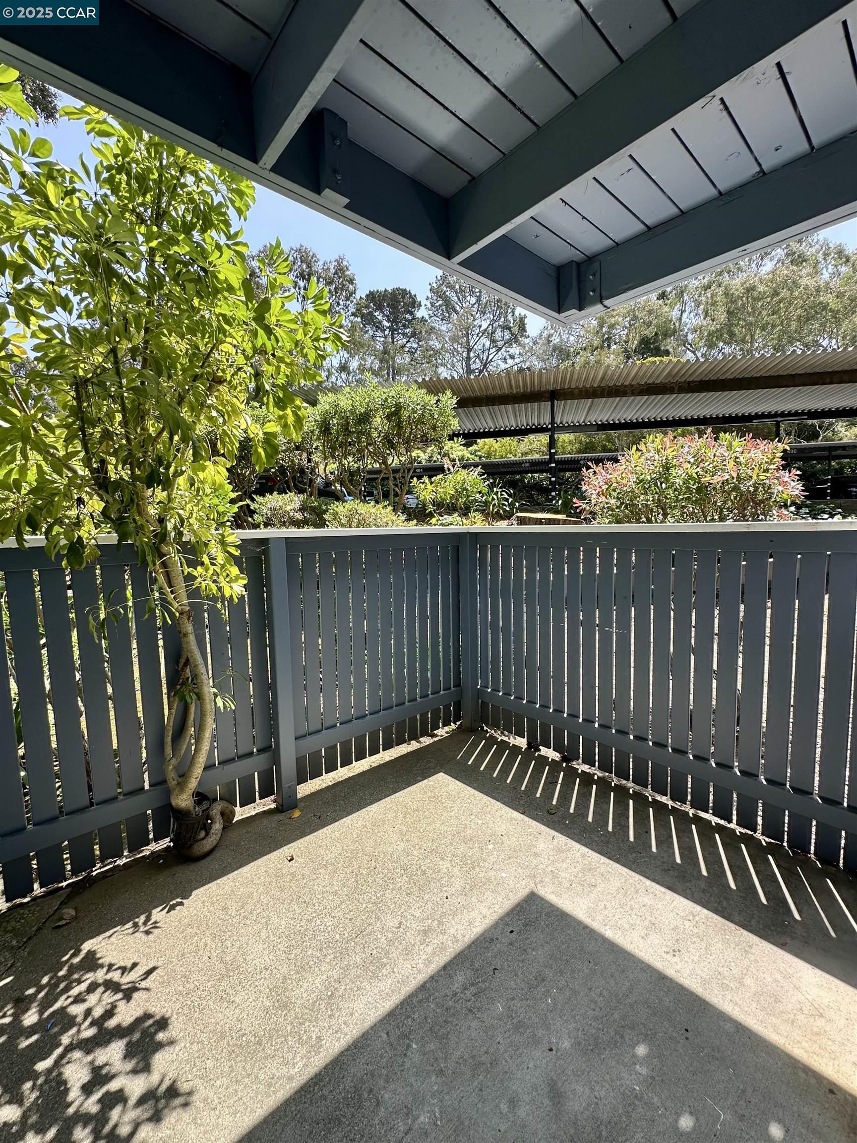 Detail Gallery Image 13 of 14 For 408 Boardwalk Ave #23,  San Bruno,  CA 94066 - 1 Beds | 1 Baths