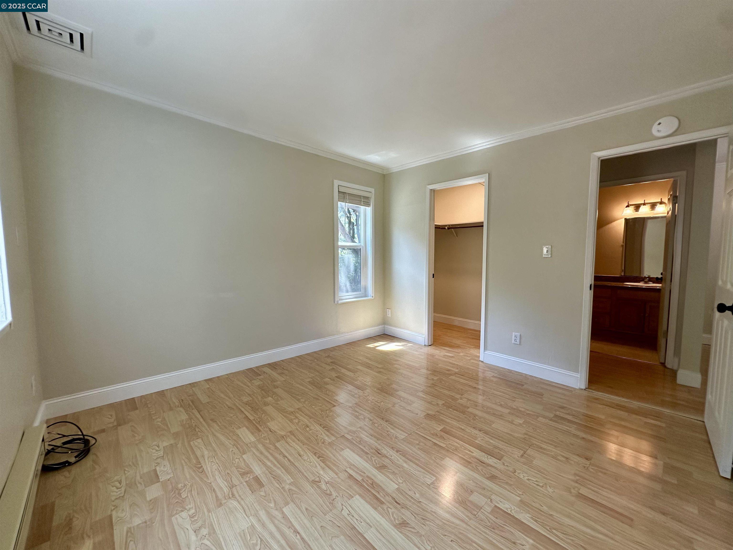 Detail Gallery Image 10 of 14 For 408 Boardwalk Ave #23,  San Bruno,  CA 94066 - 1 Beds | 1 Baths