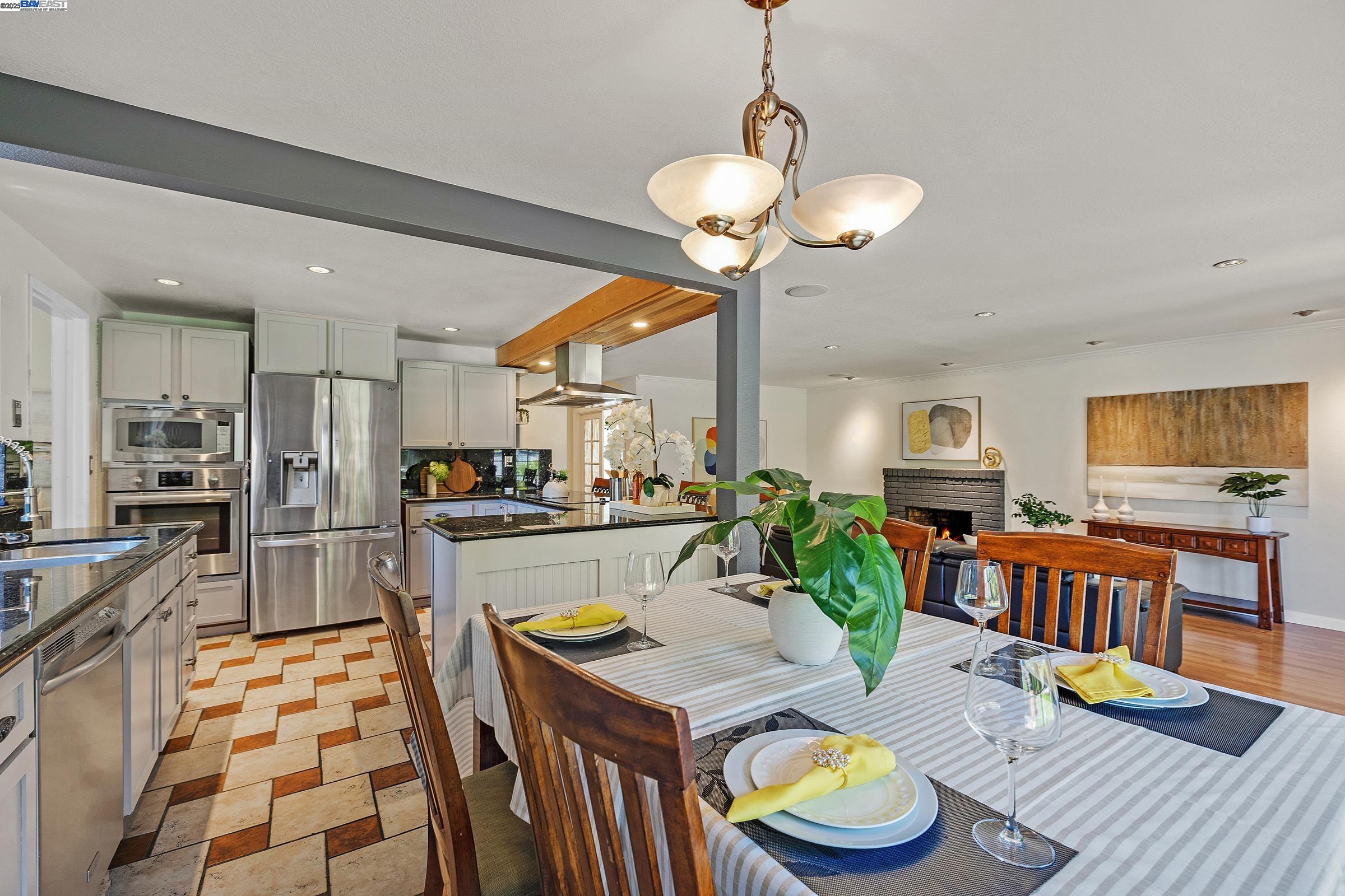 Detail Gallery Image 12 of 42 For 45421 Parkmeadow Dr, Fremont,  CA 94539 - 5 Beds | 3 Baths