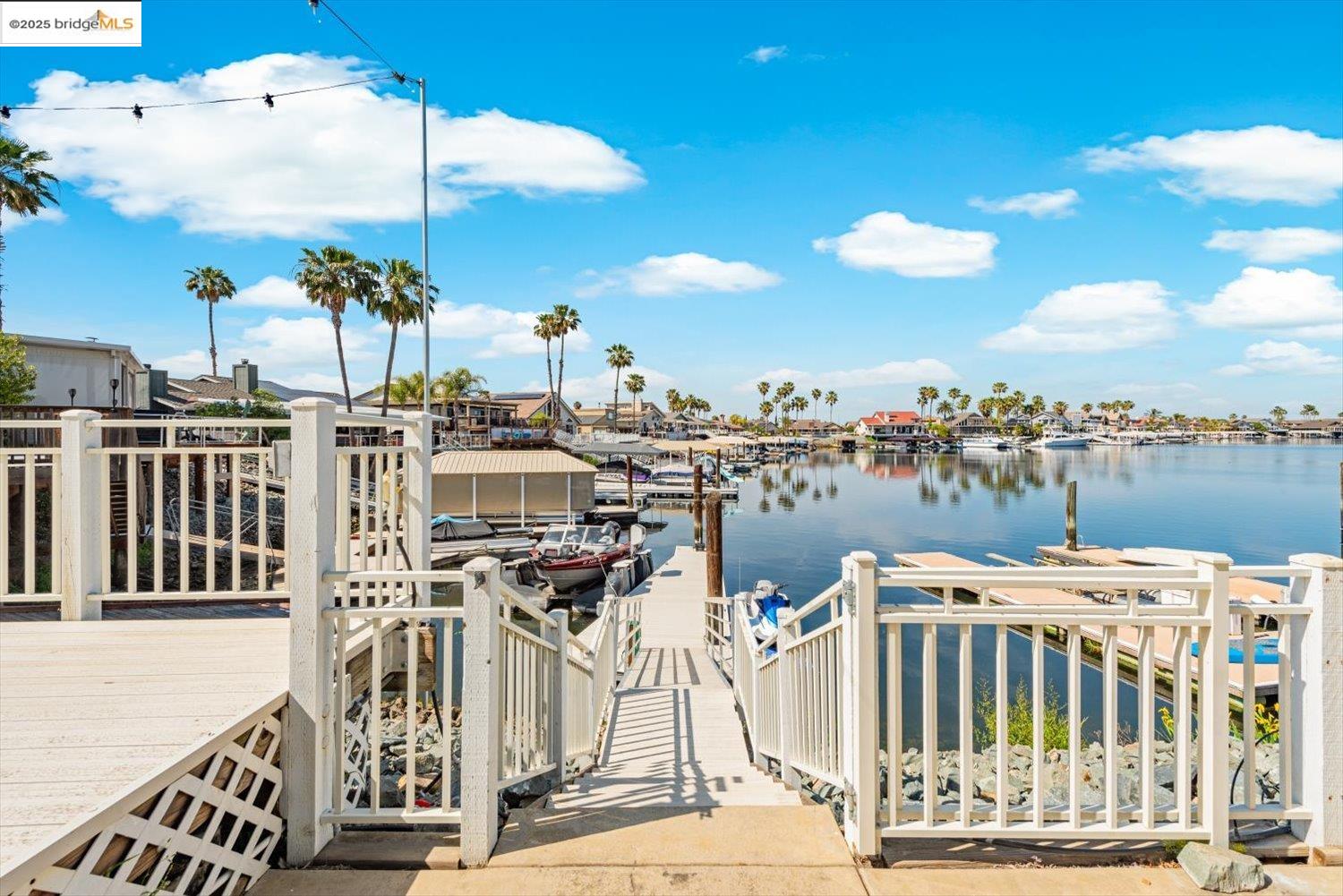 Detail Gallery Image 38 of 51 For 5575 Marlin Dr, Discovery Bay,  CA 94505 - 3 Beds | 3 Baths