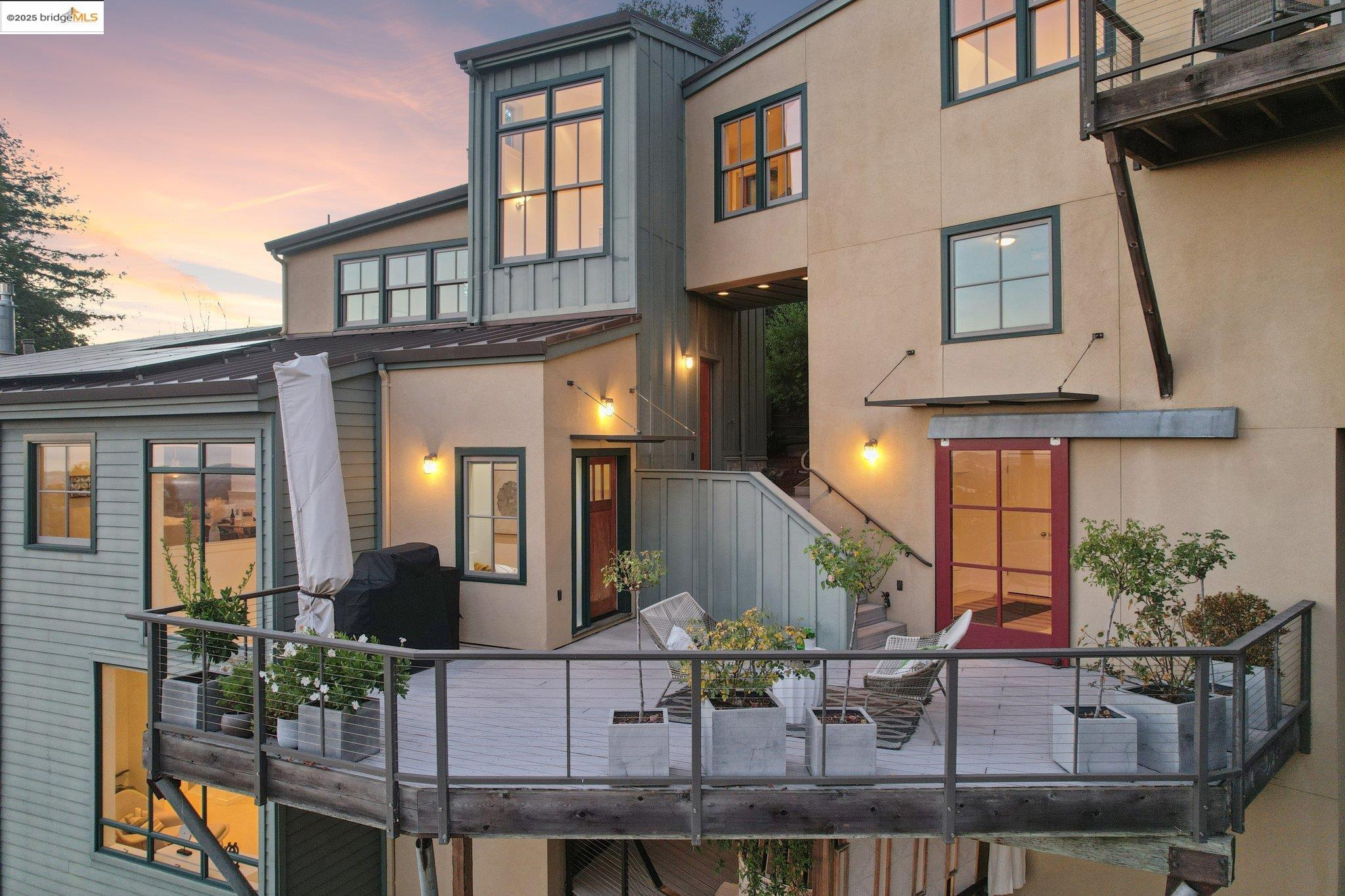 Front Image Thumbnail for EB41095523