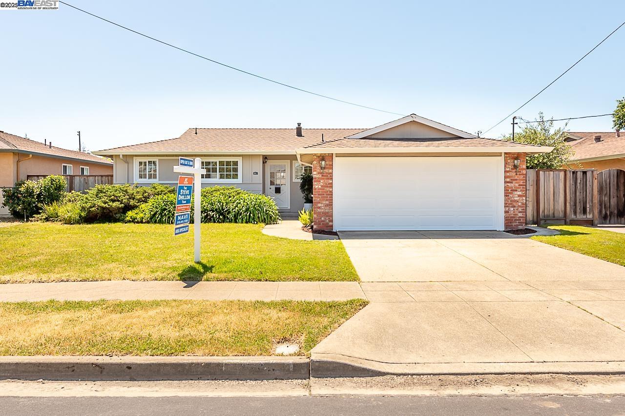 Detail Gallery Image 1 of 1 For 1866 Egret Ln, Hayward,  CA 94545 - 3 Beds | 2 Baths