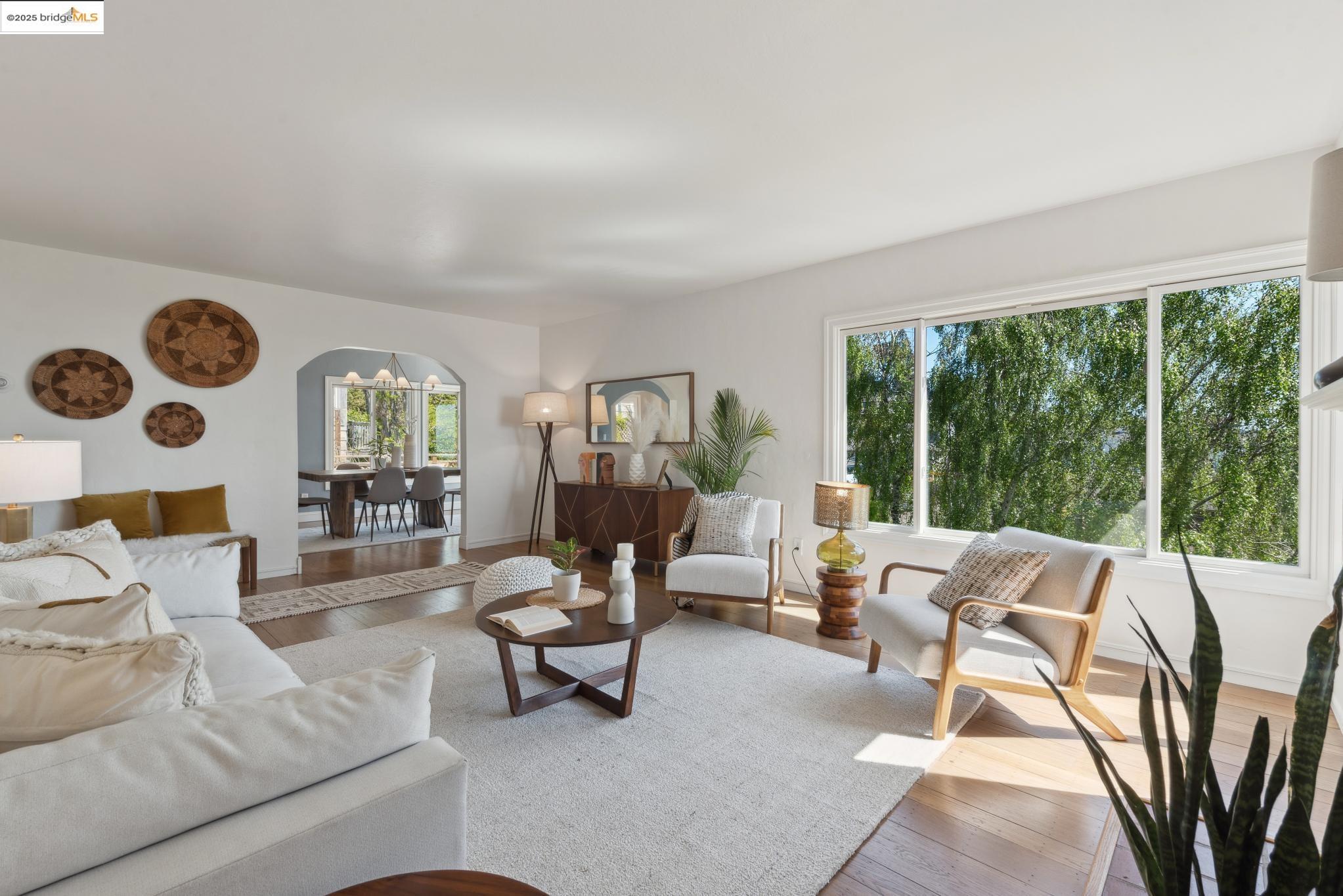 Detail Gallery Image 11 of 52 For 260 Willamette Ave, Kensington,  CA 94708 - 4 Beds | 2 Baths
