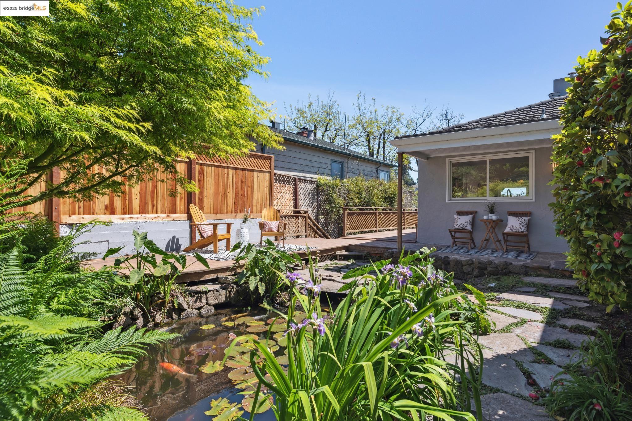 Detail Gallery Image 4 of 52 For 260 Willamette Ave, Kensington,  CA 94708 - 4 Beds | 2 Baths