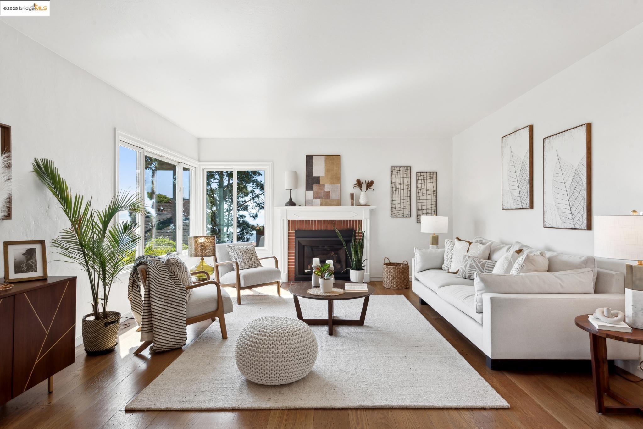 Detail Gallery Image 10 of 52 For 260 Willamette Ave, Kensington,  CA 94708 - 4 Beds | 2 Baths
