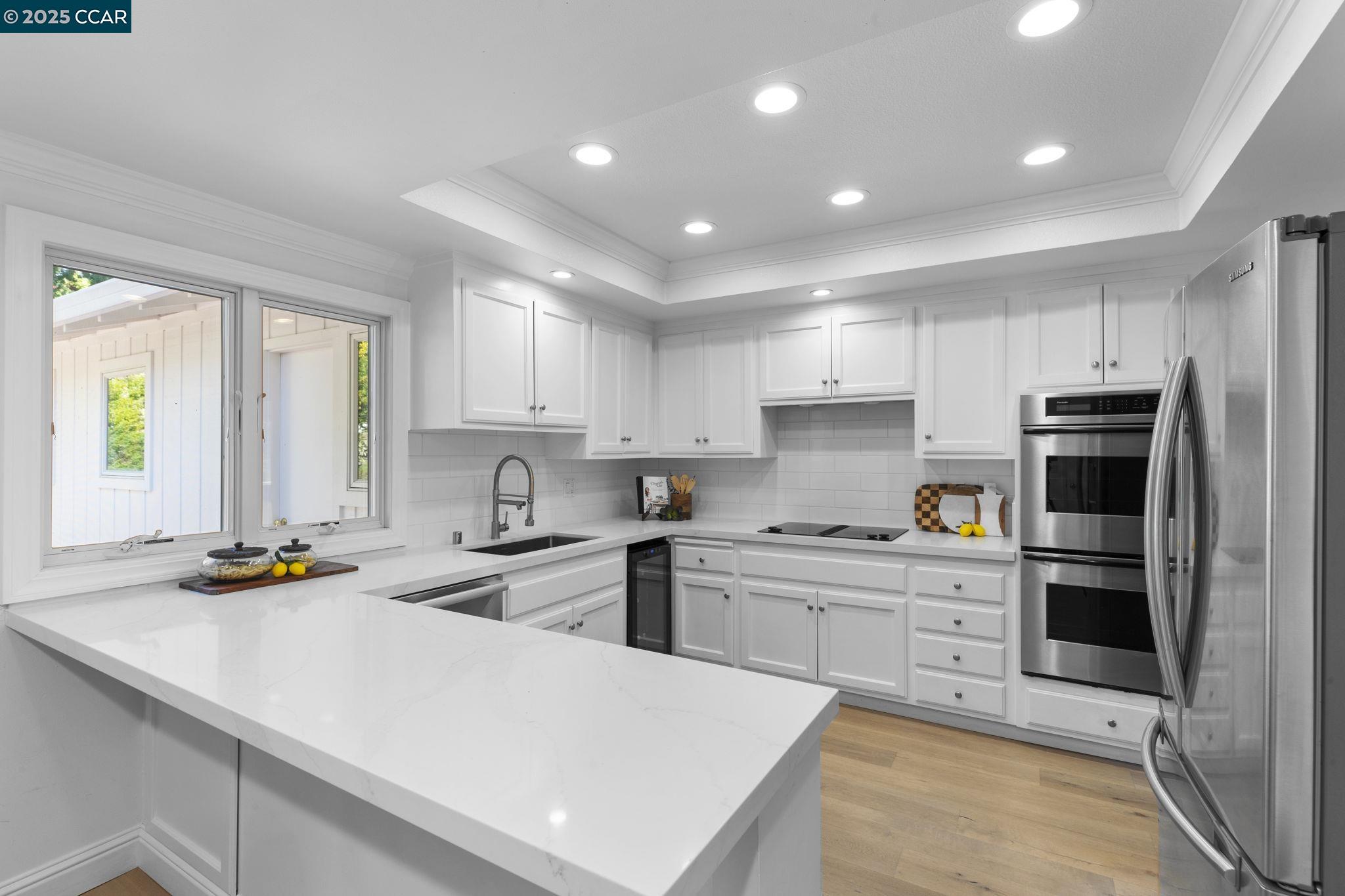 property-img