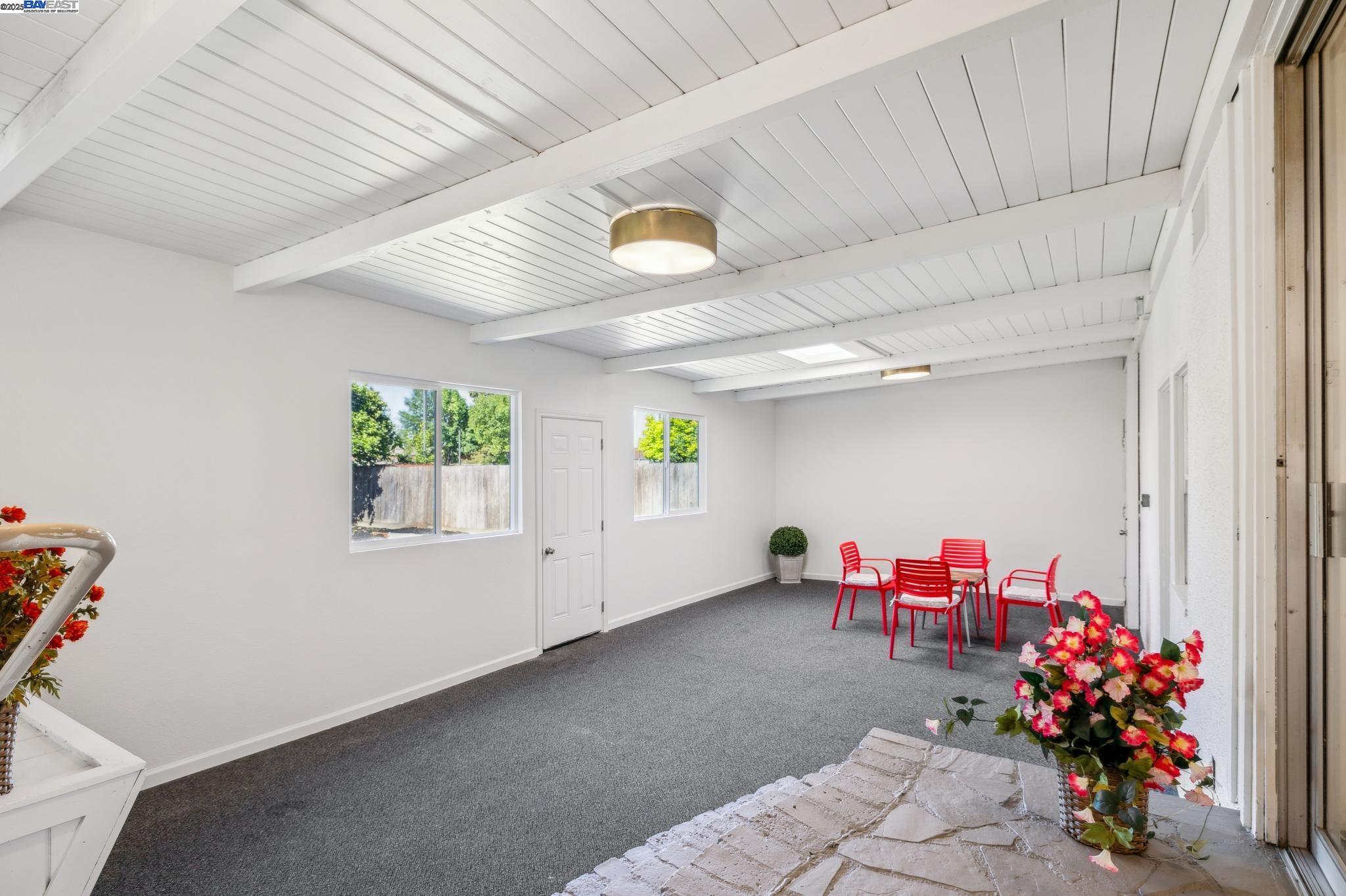 37107 Holly St, Fremont, California 94536, 4 Bedrooms Bedrooms, 12 Rooms Rooms,3 BathroomsBathrooms,Residential,For Sale,37107 Holly St,41095532