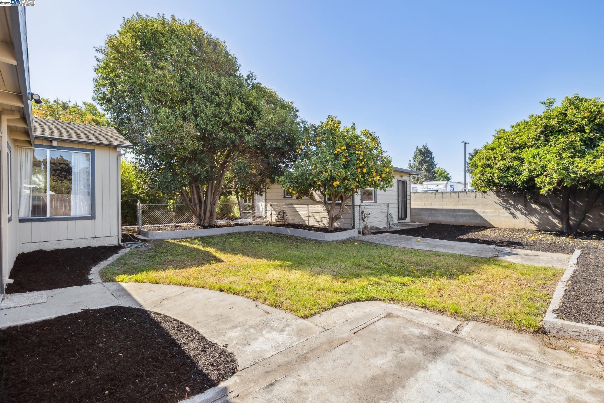 37107 Holly St, Fremont, California 94536, 4 Bedrooms Bedrooms, 12 Rooms Rooms,3 BathroomsBathrooms,Residential,For Sale,37107 Holly St,41095532