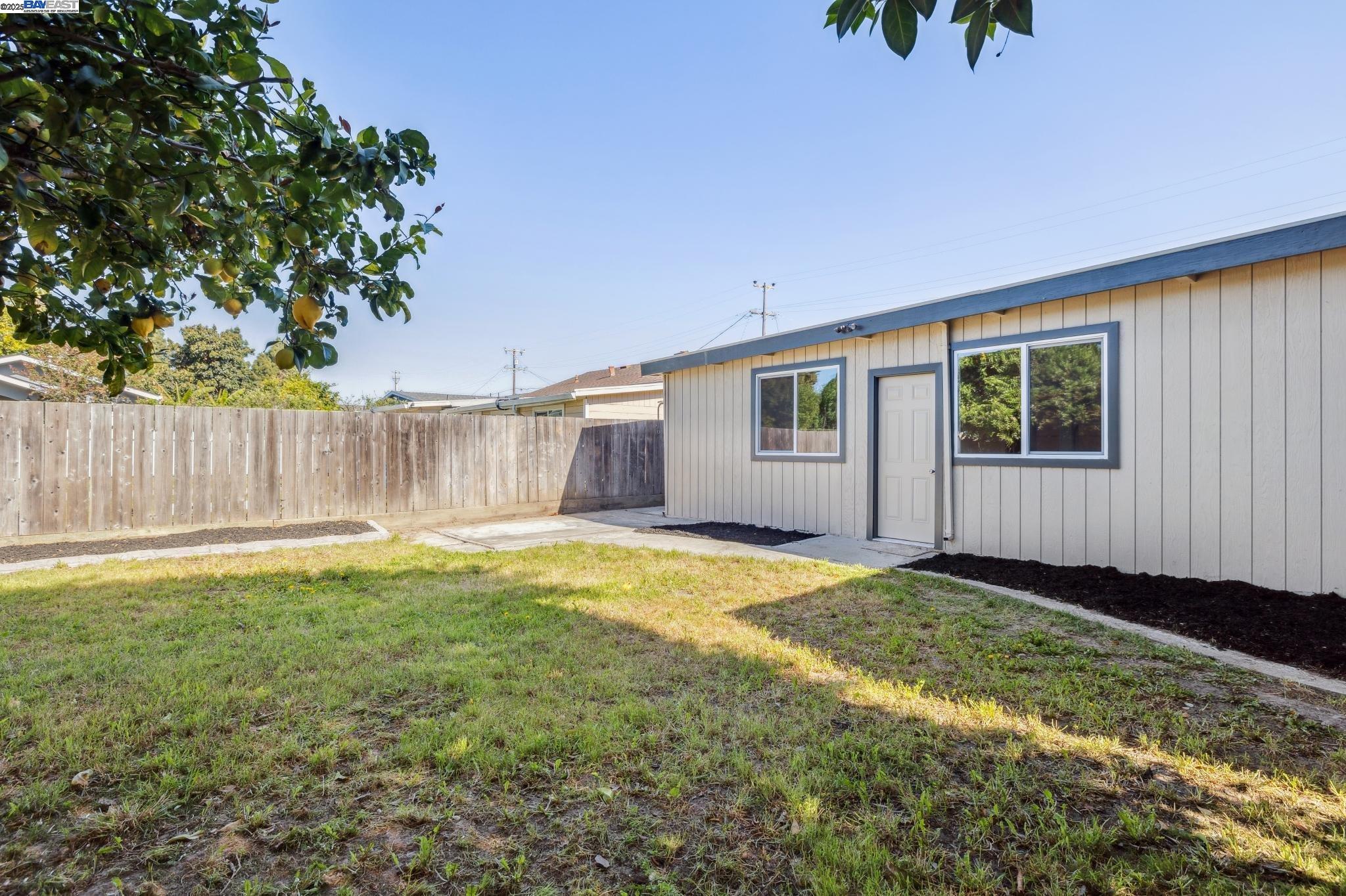 37107 Holly St, Fremont, California 94536, 4 Bedrooms Bedrooms, 12 Rooms Rooms,3 BathroomsBathrooms,Residential,For Sale,37107 Holly St,41095532