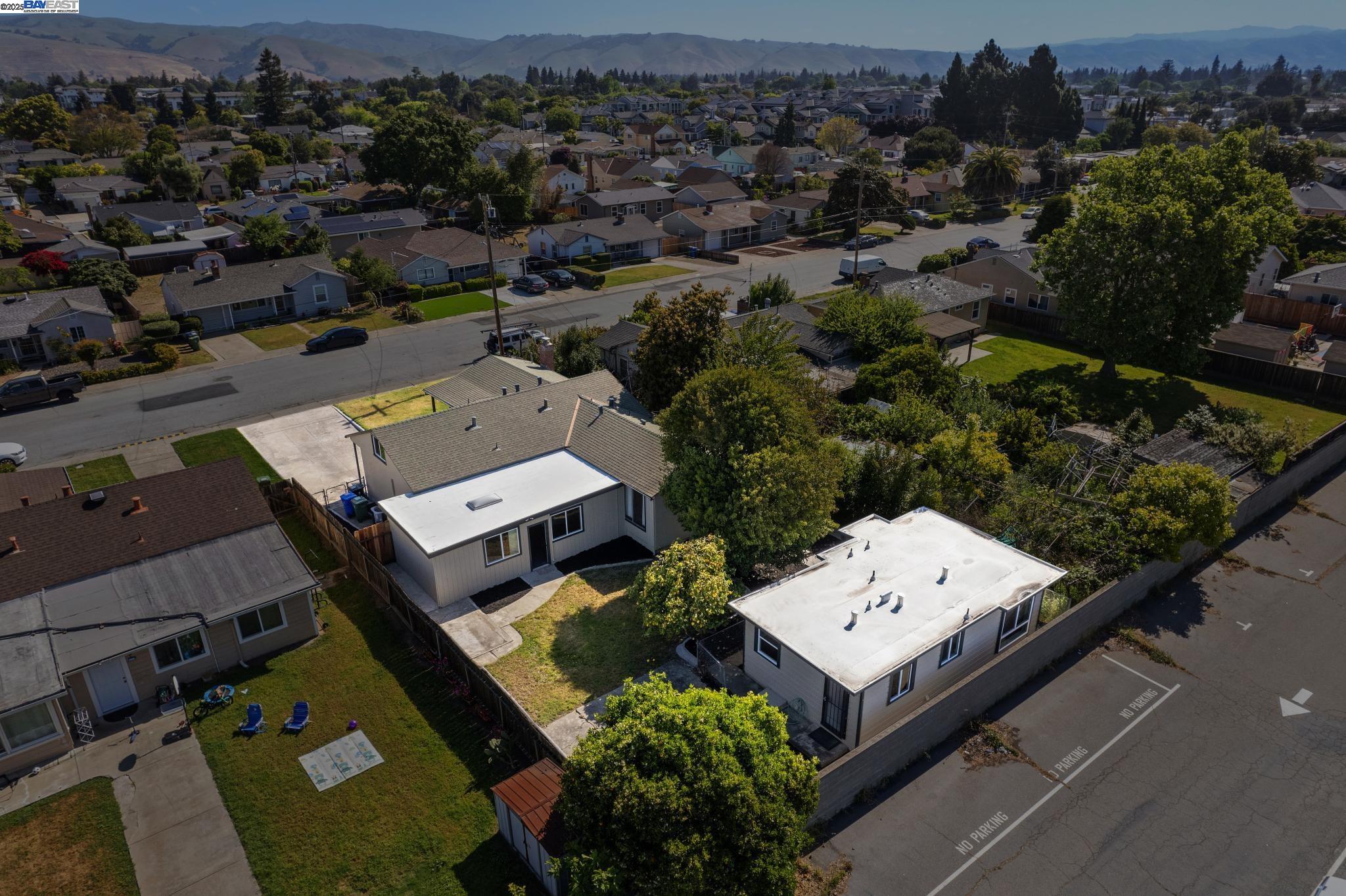 37107 Holly St, Fremont, California 94536, 4 Bedrooms Bedrooms, 12 Rooms Rooms,3 BathroomsBathrooms,Residential,For Sale,37107 Holly St,41095532