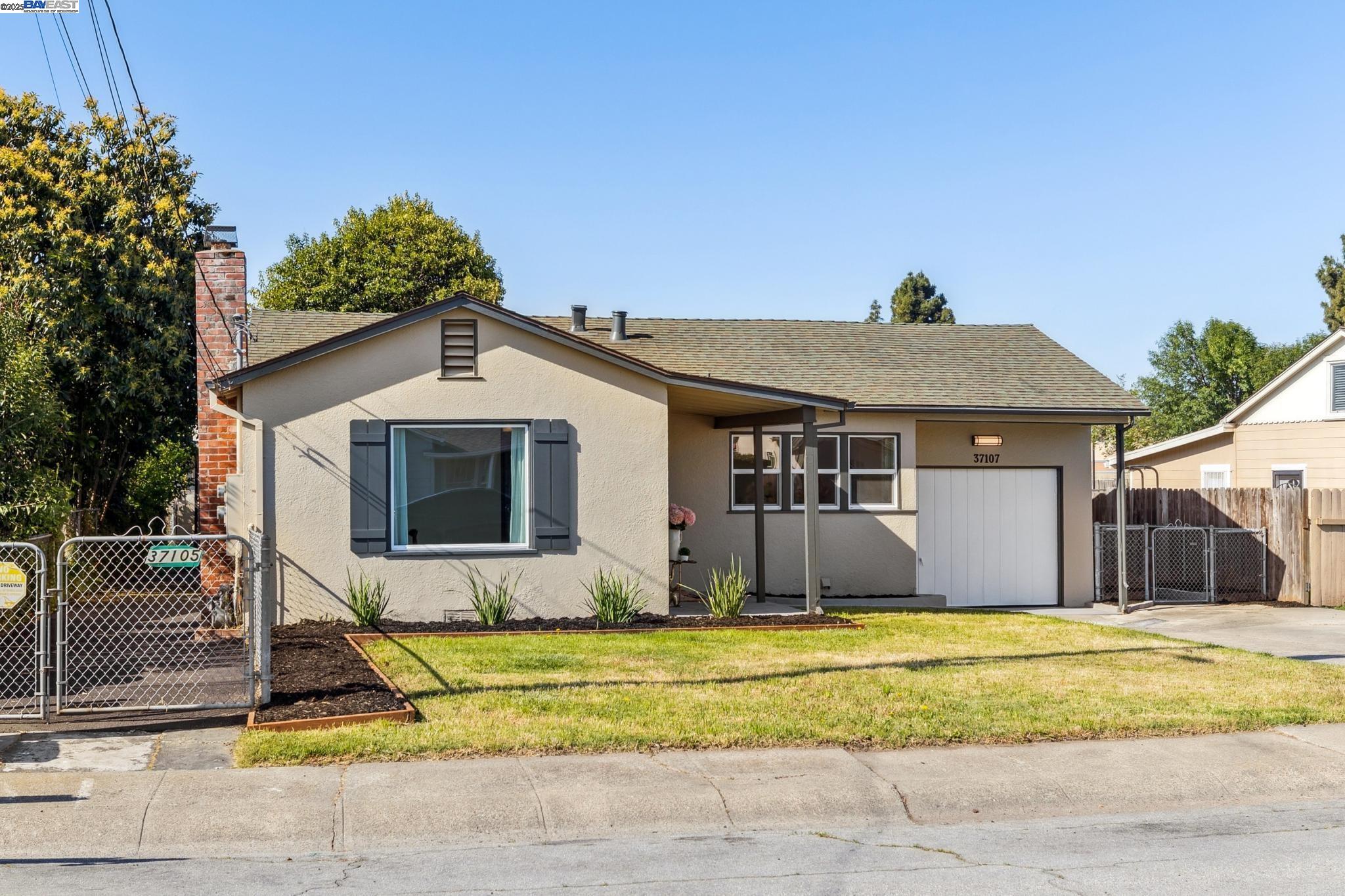 37107 Holly St, Fremont, California 94536, 4 Bedrooms Bedrooms, 12 Rooms Rooms,3 BathroomsBathrooms,Residential,For Sale,37107 Holly St,41095532