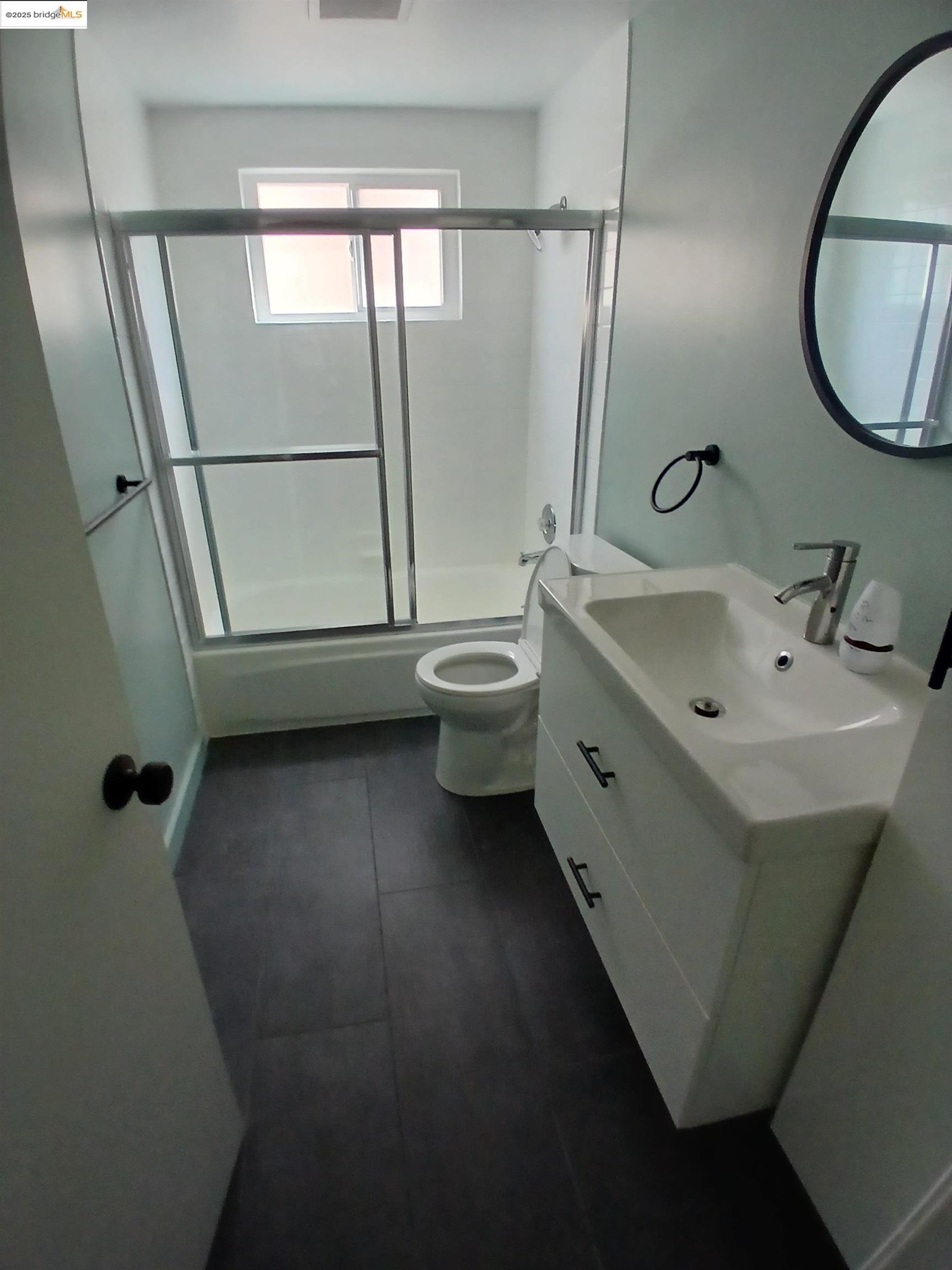Photo #4: 41095534 Listing: Photo #4
