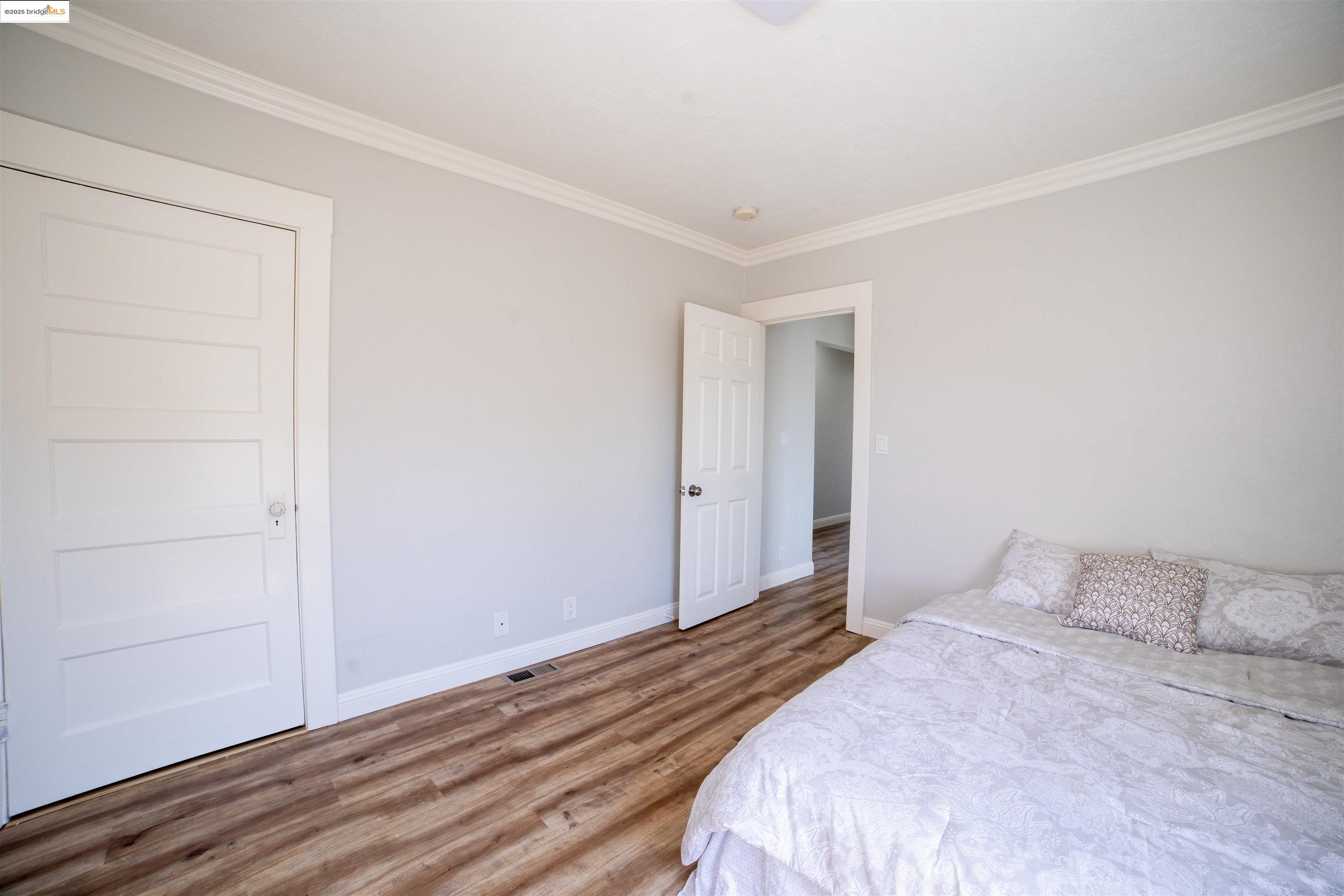 Detail Gallery Image 19 of 50 For 3517 Allendale Ave, Oakland,  CA 94619 - – Beds | – Baths