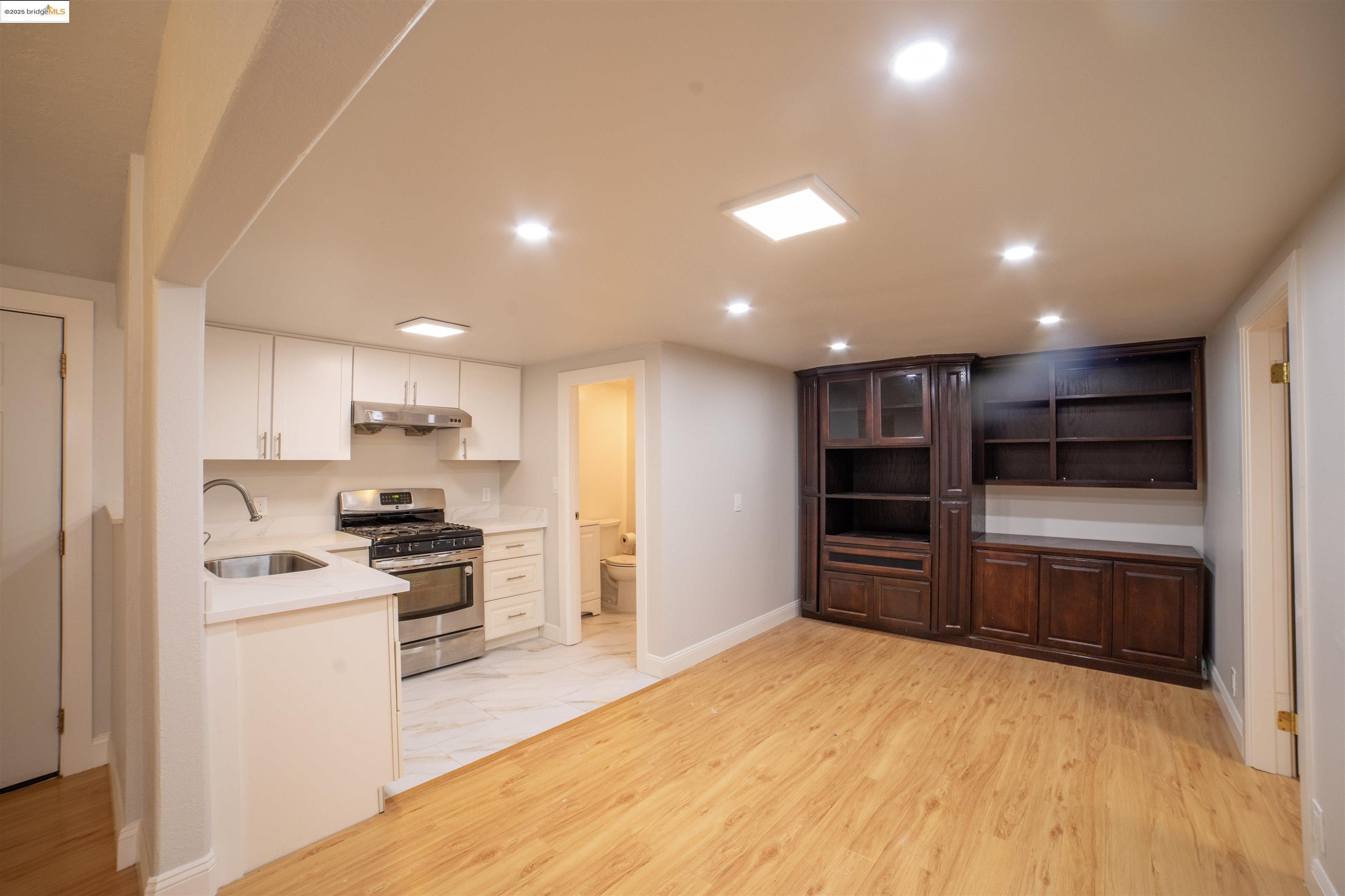 Detail Gallery Image 30 of 50 For 3517 Allendale Ave, Oakland,  CA 94619 - – Beds | – Baths