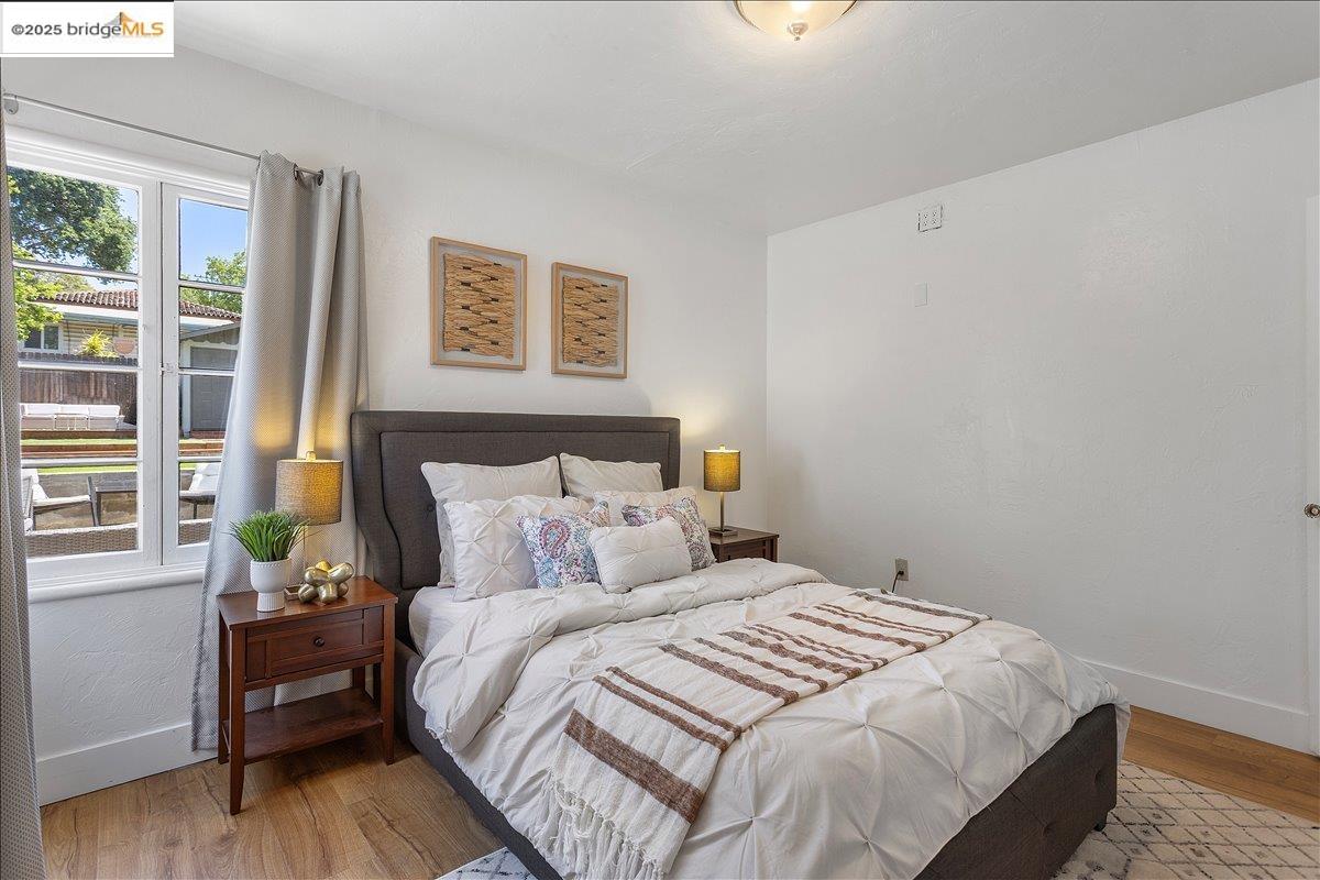 Detail Gallery Image 16 of 33 For 3148 Sylvan Ave, Oakland,  CA 94602 - 2 Beds | 1 Baths