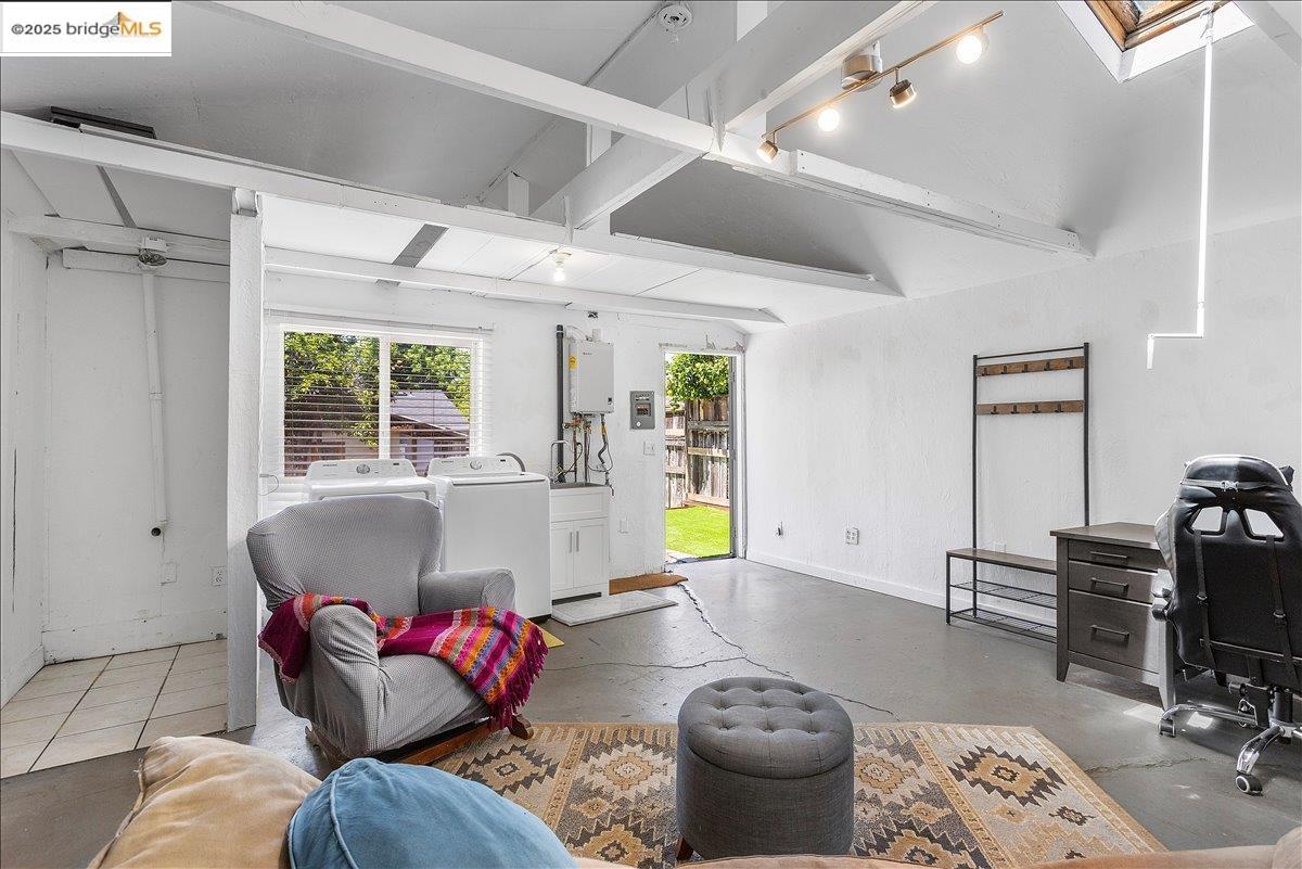 Detail Gallery Image 19 of 33 For 3148 Sylvan Ave, Oakland,  CA 94602 - 2 Beds | 1 Baths