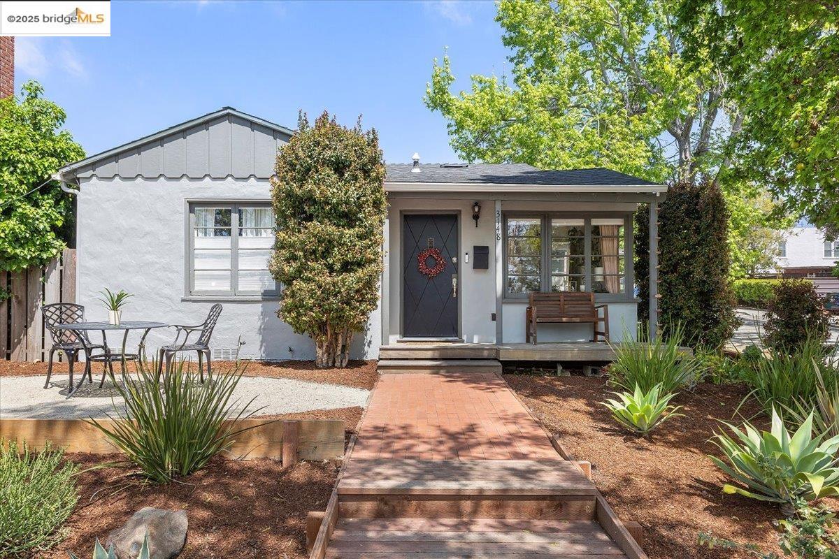 Detail Gallery Image 29 of 33 For 3148 Sylvan Ave, Oakland,  CA 94602 - 2 Beds | 1 Baths