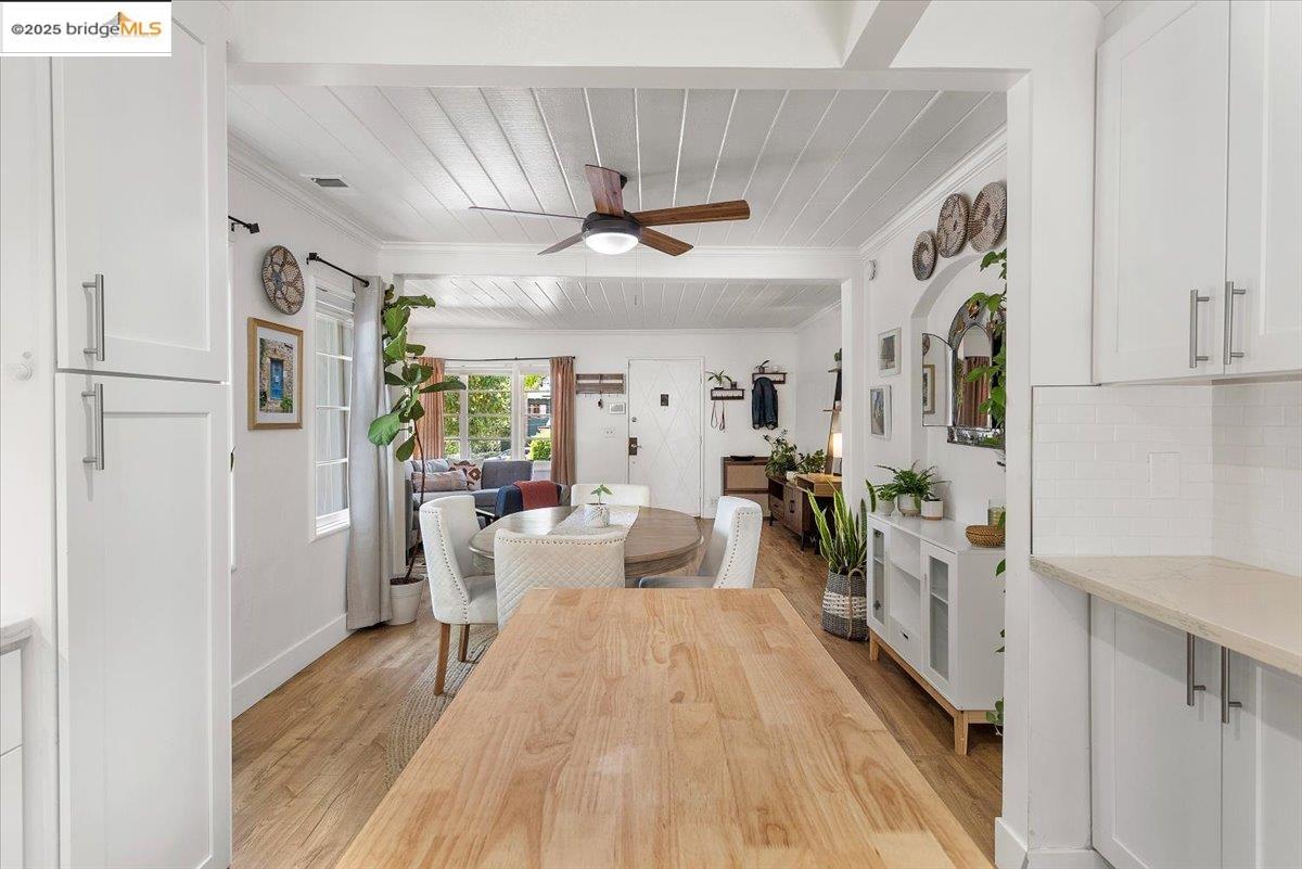 Detail Gallery Image 8 of 33 For 3148 Sylvan Ave, Oakland,  CA 94602 - 2 Beds | 1 Baths