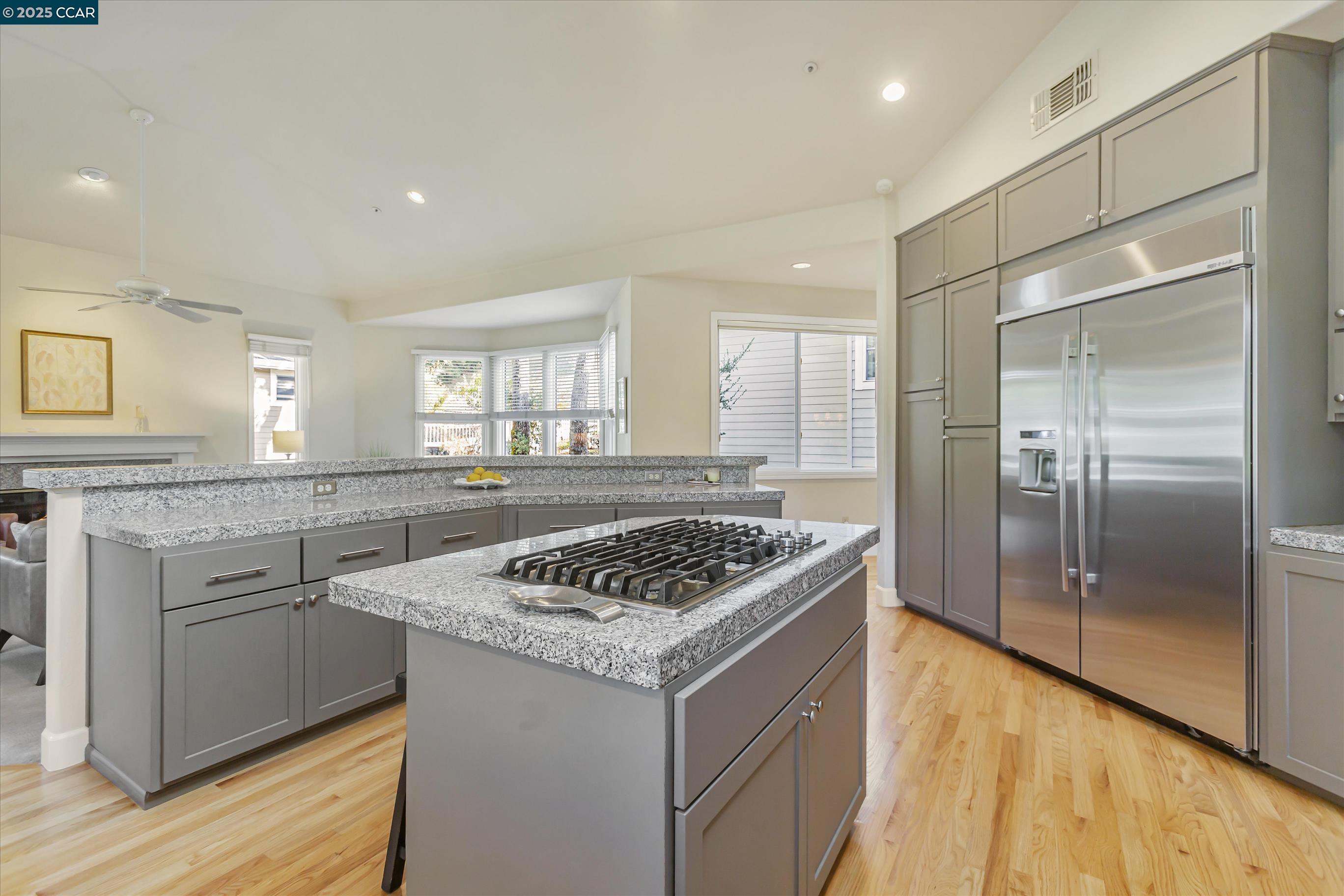 Detail Gallery Image 24 of 50 For 31 Merrill Cir S, Moraga,  CA 94556 - 4 Beds | 3/1 Baths