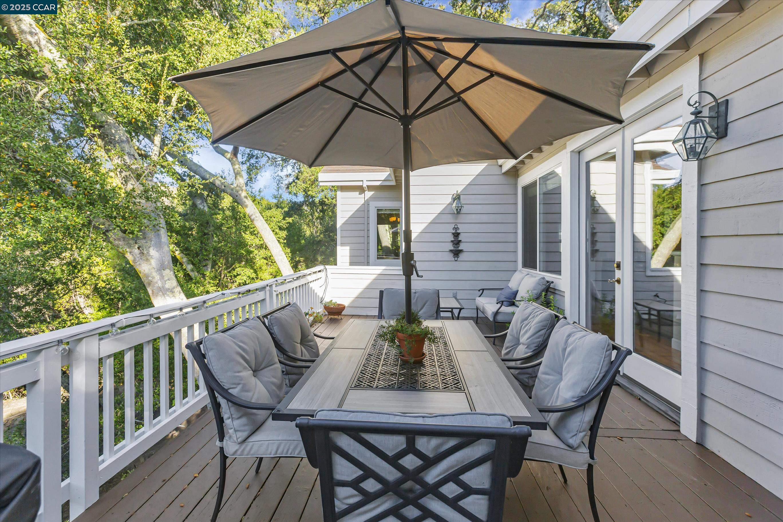 Detail Gallery Image 43 of 50 For 31 Merrill Cir S, Moraga,  CA 94556 - 4 Beds | 3/1 Baths