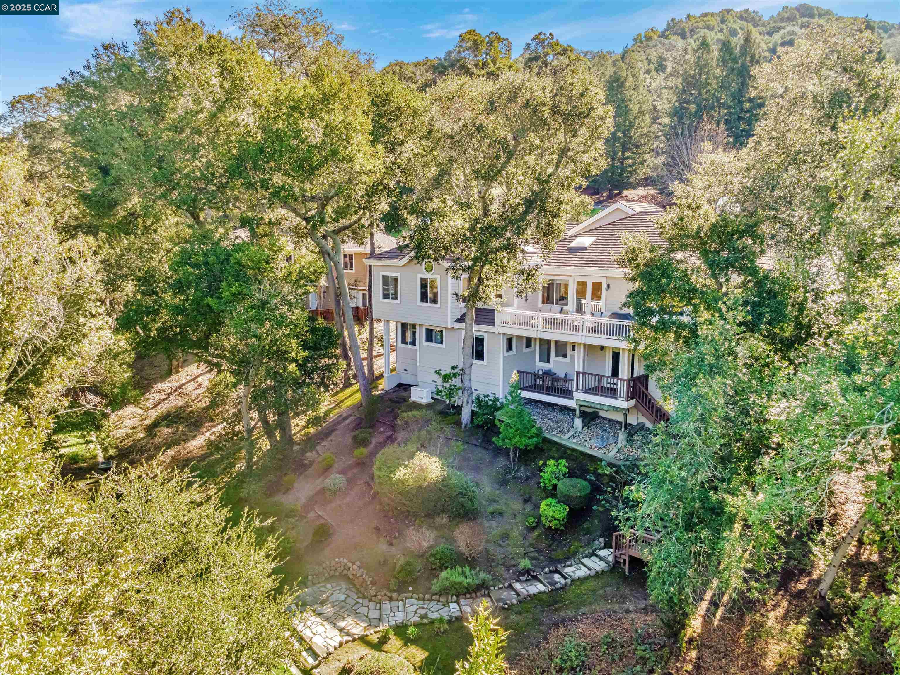 Detail Gallery Image 46 of 50 For 31 Merrill Cir S, Moraga,  CA 94556 - 4 Beds | 3/1 Baths
