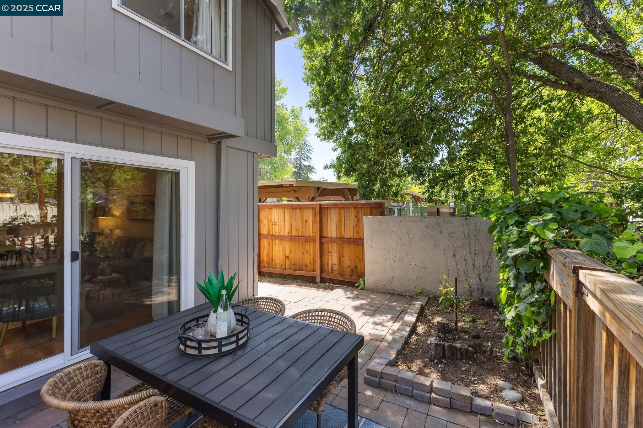 Detail Gallery Image 16 of 18 For 104 Cleaveland Rd, Pleasant Hill,  CA 94523 - 2 Beds | 2 Baths