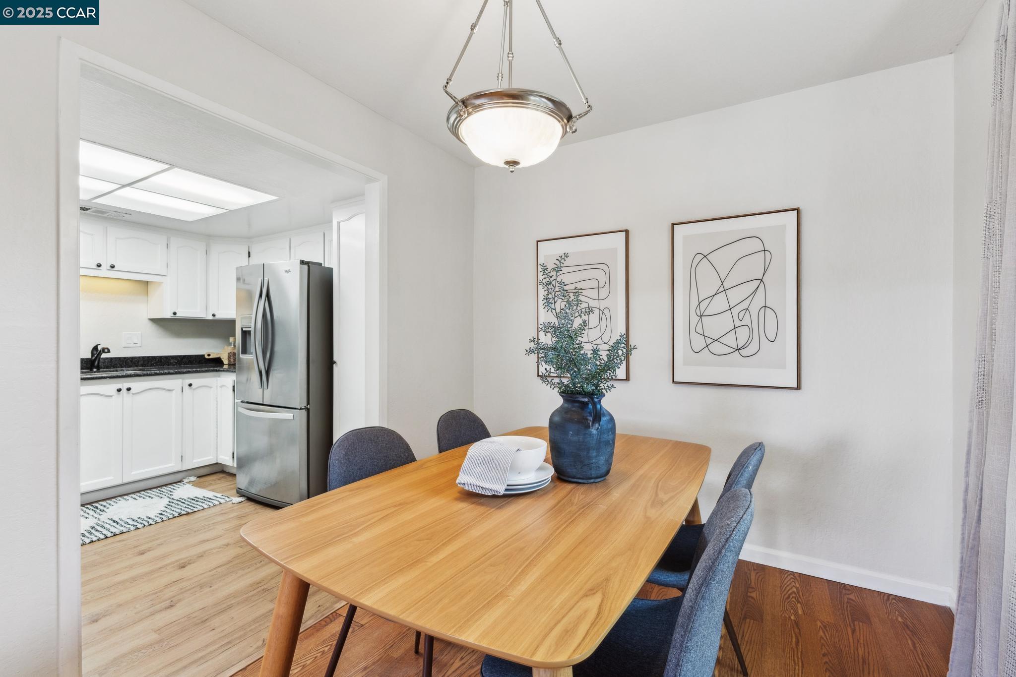Detail Gallery Image 6 of 18 For 104 Cleaveland Rd, Pleasant Hill,  CA 94523 - 2 Beds | 2 Baths