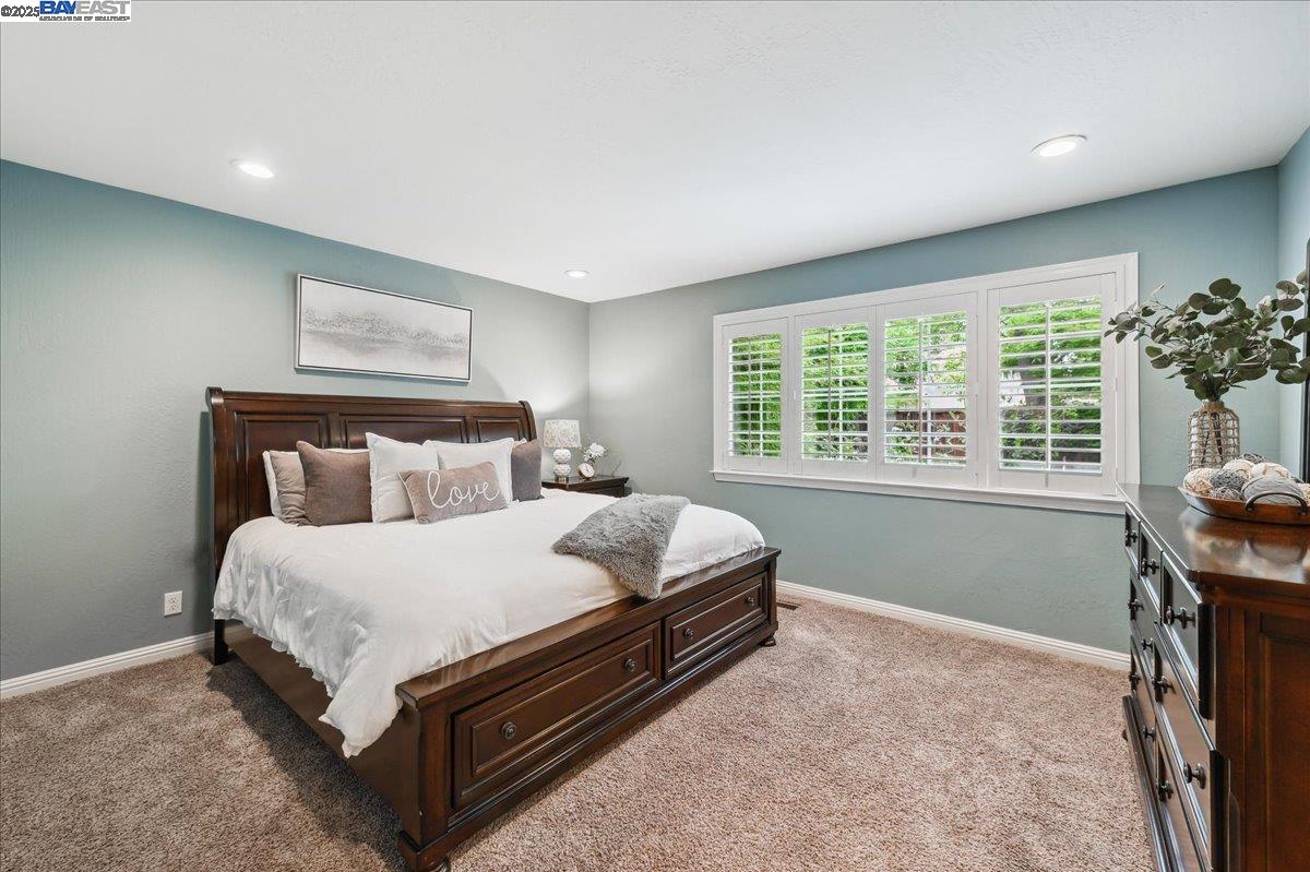 Detail Gallery Image 21 of 51 For 4730 Del Valle Pkwy, Pleasanton,  CA 94566 - 4 Beds | 3 Baths