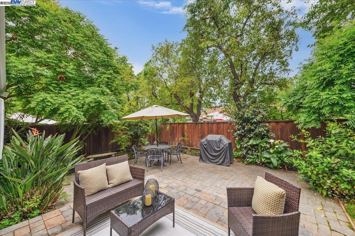 Detail Gallery Image 33 of 51 For 4730 Del Valle Pkwy, Pleasanton,  CA 94566 - 4 Beds | 3 Baths