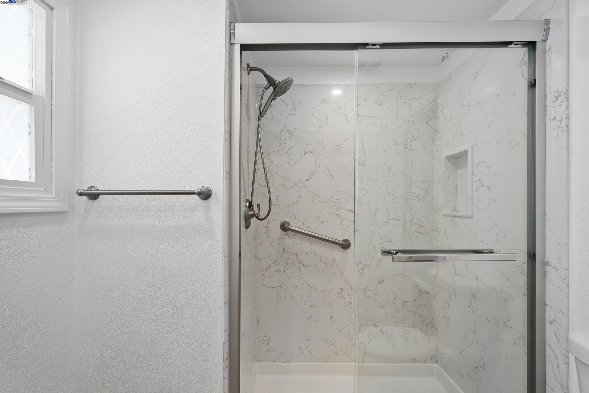 Detail Gallery Image 11 of 31 For 218 Hula Circle, Union City,  CA 94587 - 2 Beds | 1 Baths