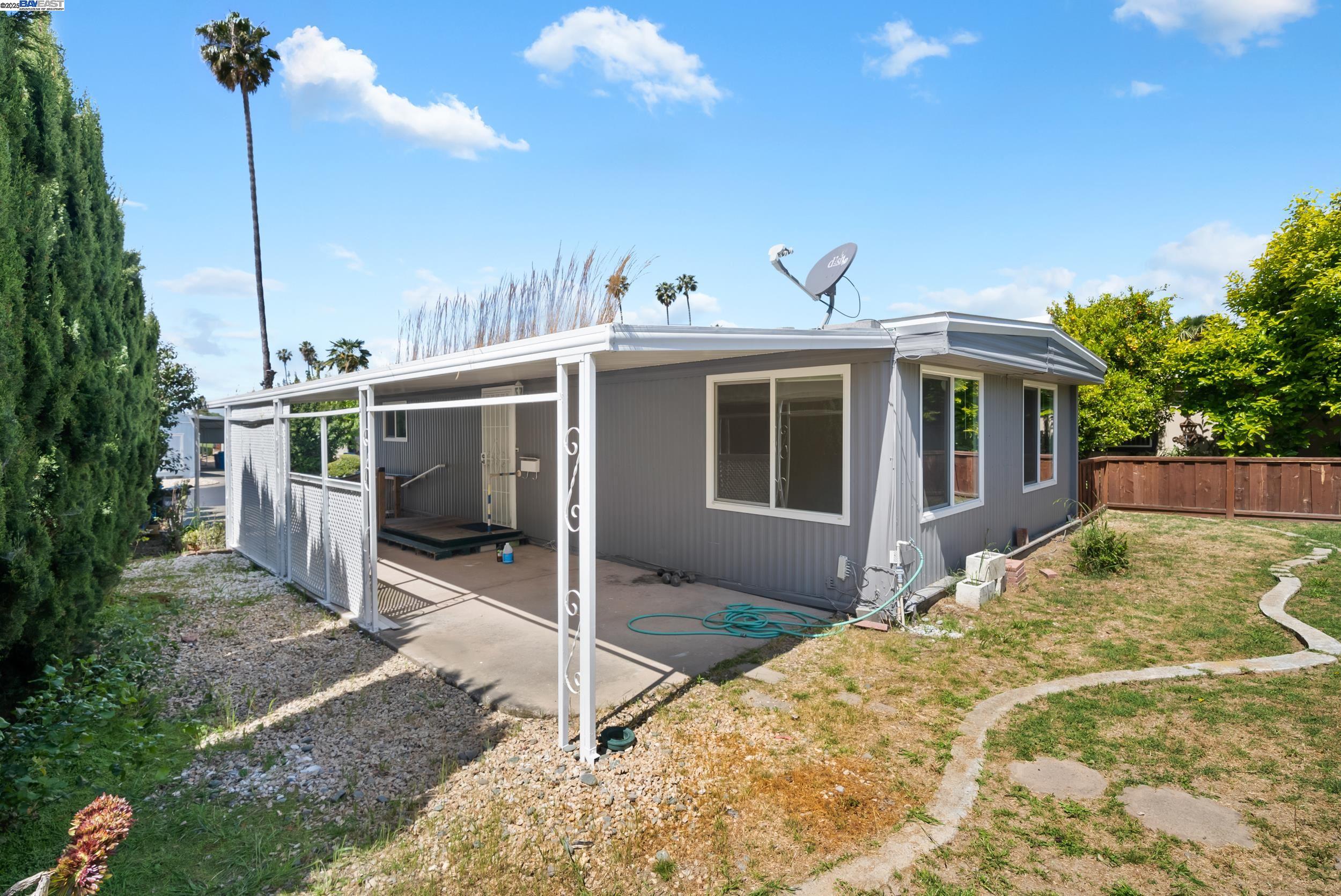 Detail Gallery Image 25 of 31 For 218 Hula Circle, Union City,  CA 94587 - 2 Beds | 1 Baths