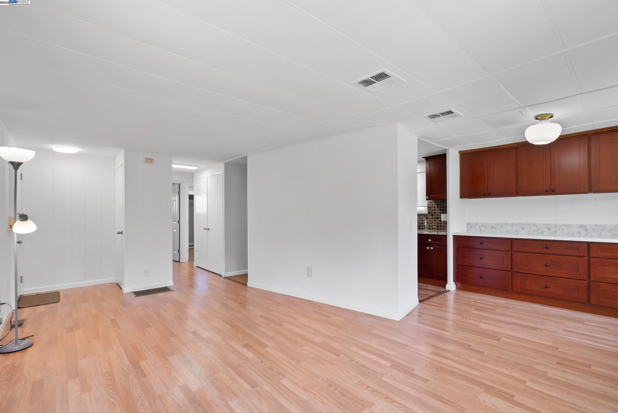 Detail Gallery Image 7 of 31 For 218 Hula Circle, Union City,  CA 94587 - 2 Beds | 1 Baths