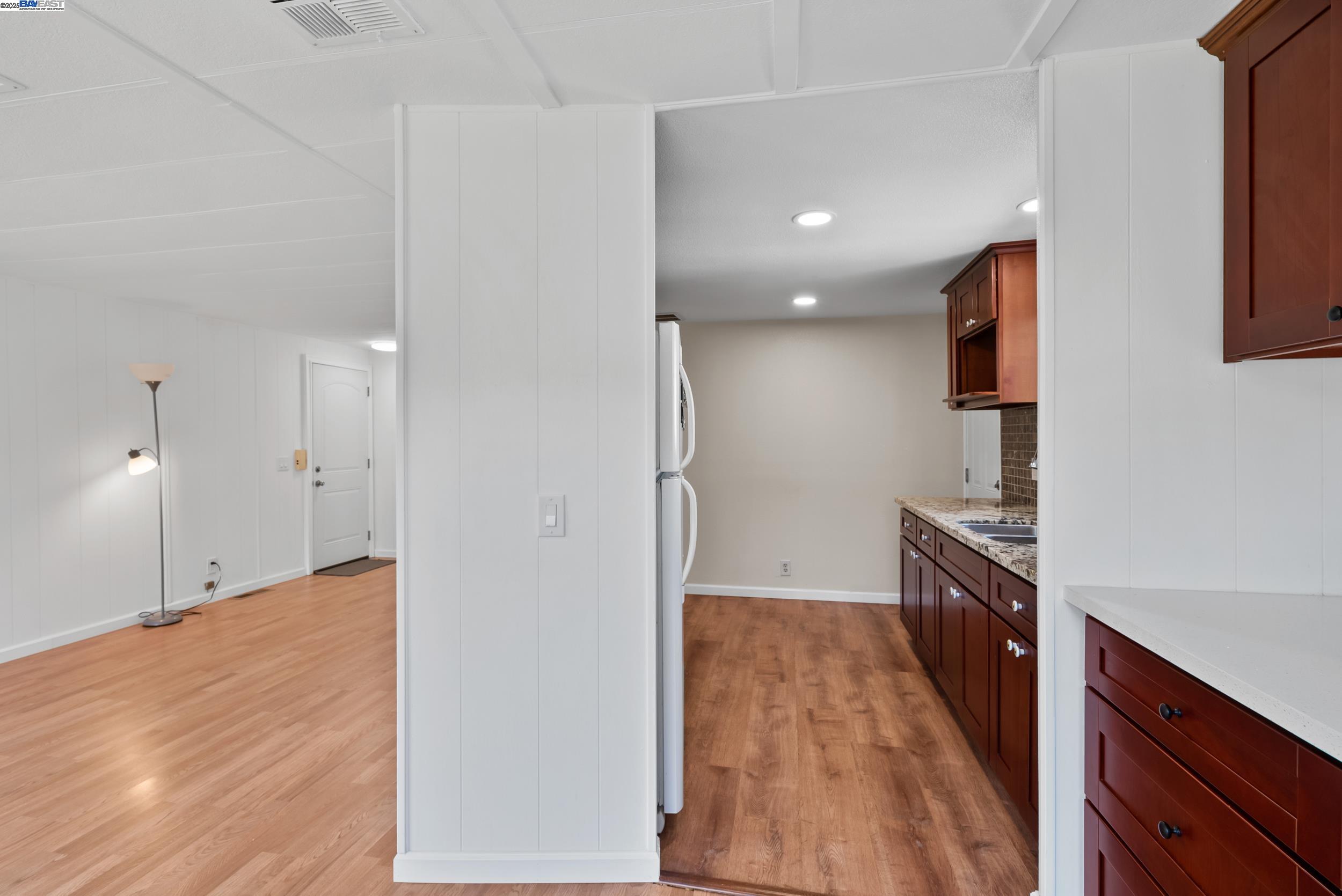 Detail Gallery Image 8 of 31 For 218 Hula Circle, Union City,  CA 94587 - 2 Beds | 1 Baths