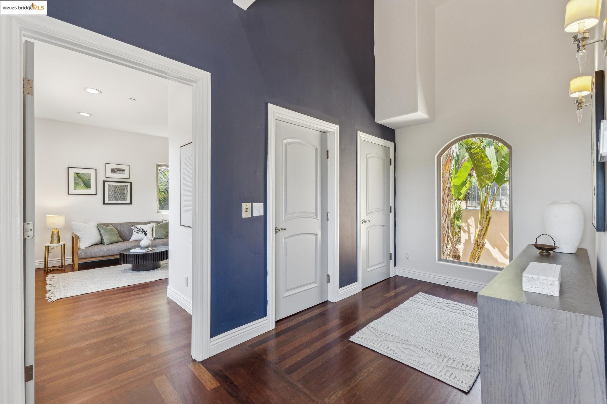 Detail Gallery Image 29 of 60 For 530 Gravatt Dr, Berkeley,  CA 94705 - 4 Beds | 3/1 Baths