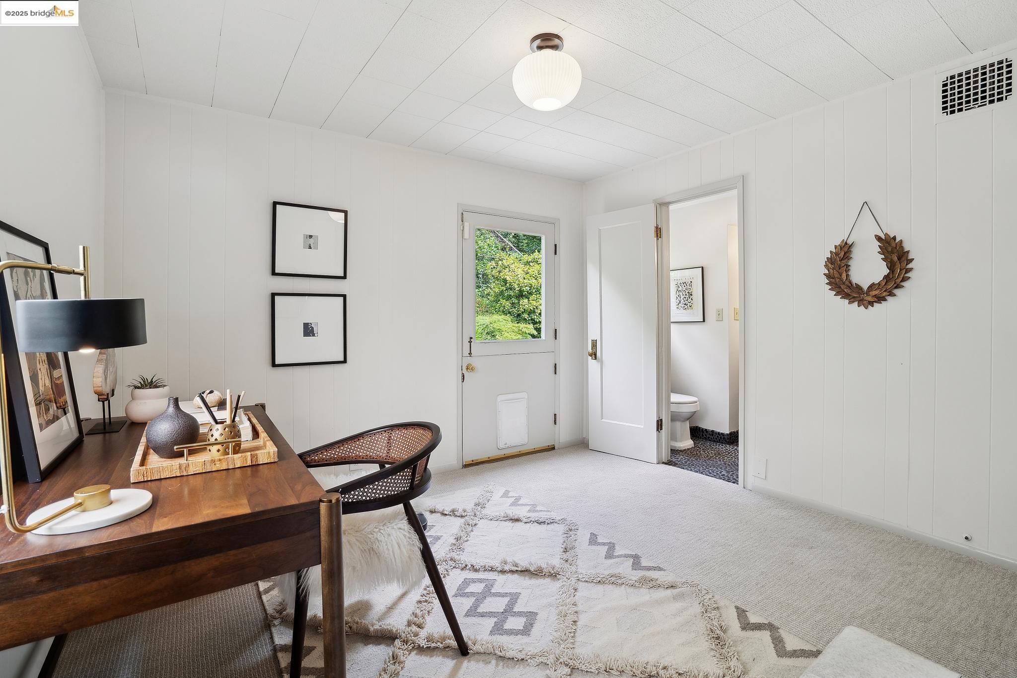 1562 Trestle Glen, Oakland, California 94610, 3 Bedrooms Bedrooms, 6 Rooms Rooms,2 BathroomsBathrooms,Residential,For Sale,1562 Trestle Glen,41095557