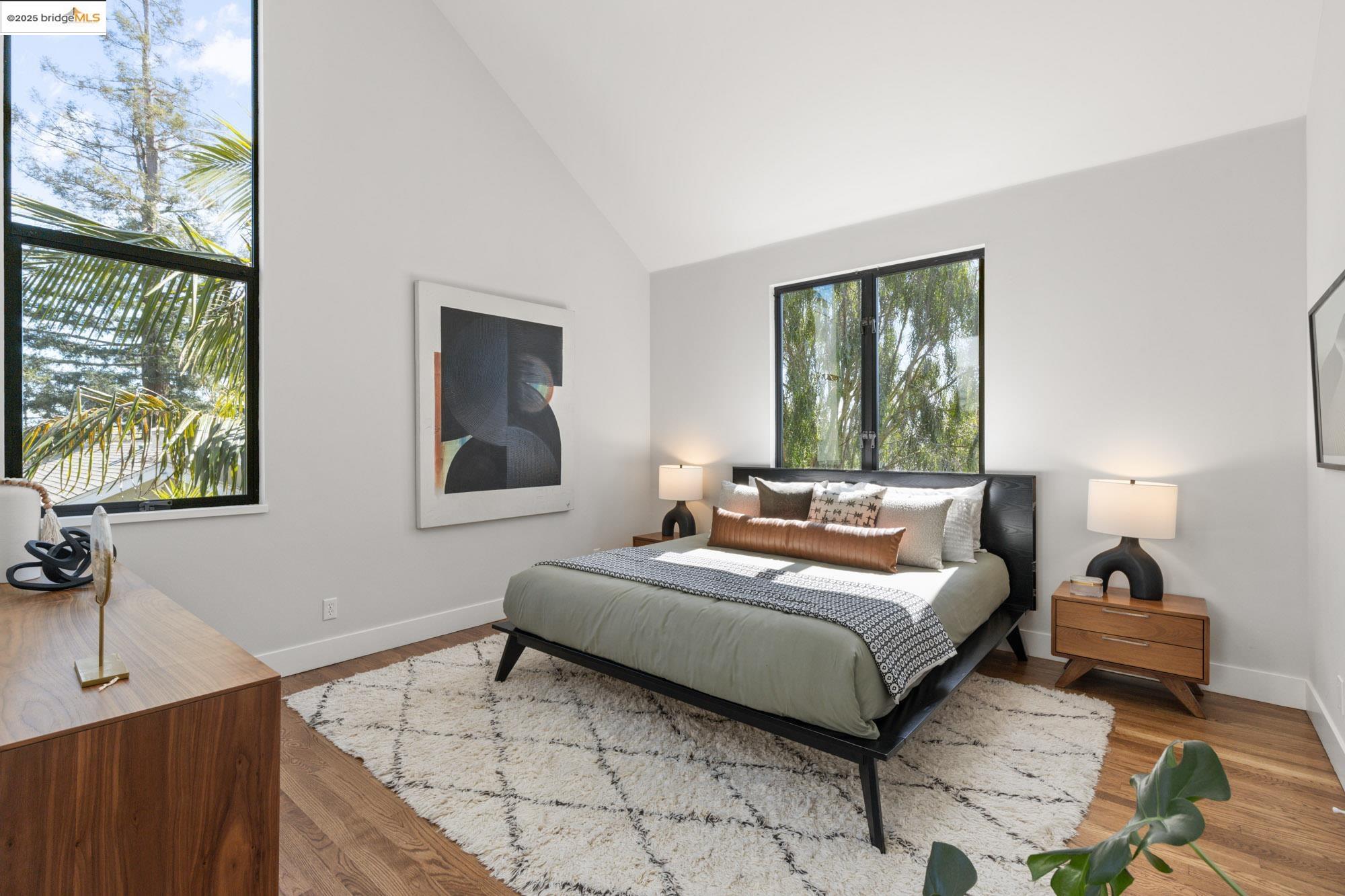 Detail Gallery Image 35 of 60 For 586 66th St, Oakland,  CA 94609 - 3 Beds | 2/1 Baths
