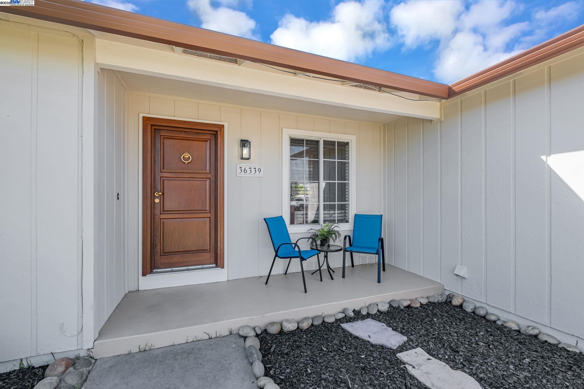 Detail Gallery Image 5 of 41 For 36339 Beech Pl, Newark,  CA 94560 - 3 Beds | 2 Baths
