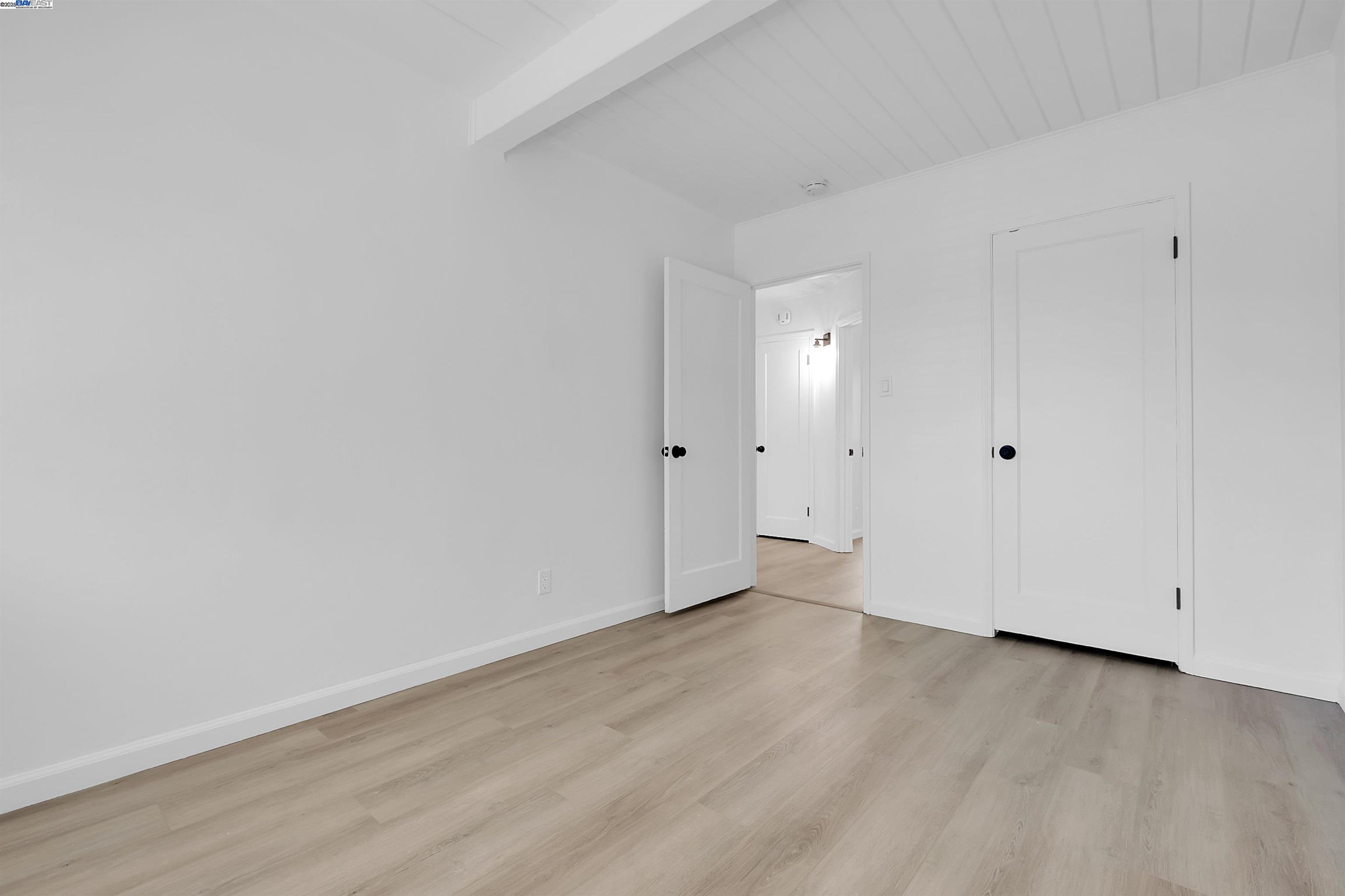 Detail Gallery Image 22 of 33 For 2612 Grove Way, Castro Valley,  CA 94546 - 4 Beds | 1 Baths