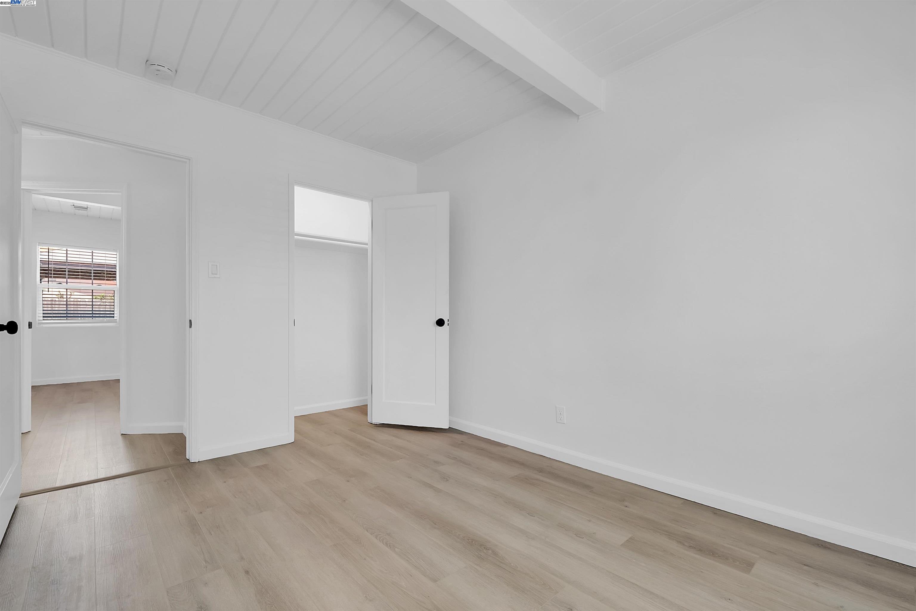 Detail Gallery Image 23 of 33 For 2612 Grove Way, Castro Valley,  CA 94546 - 4 Beds | 1 Baths