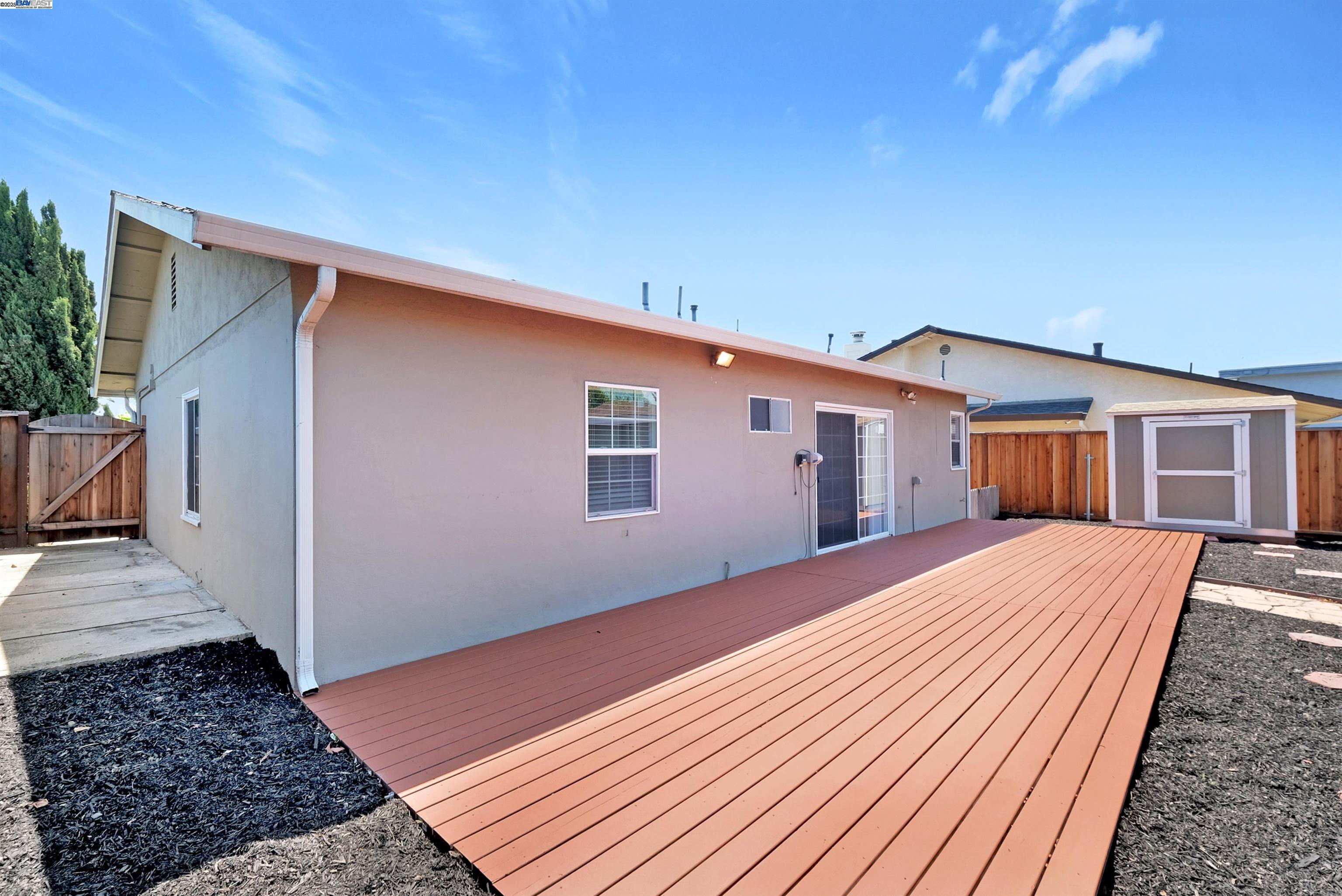 Detail Gallery Image 28 of 33 For 2612 Grove Way, Castro Valley,  CA 94546 - 4 Beds | 1 Baths