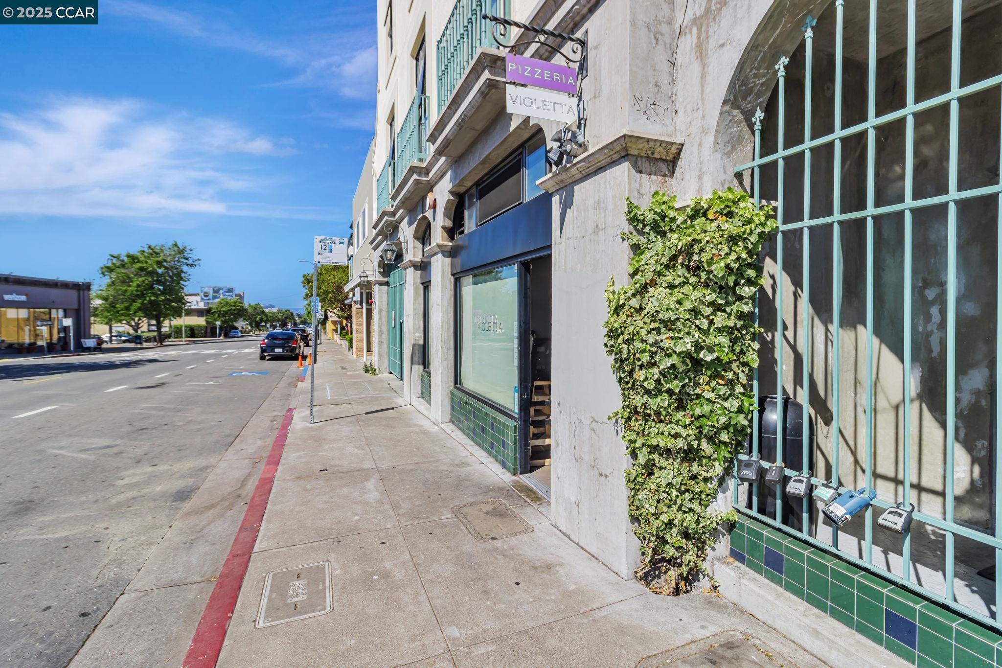 4395 Piedmont Ave # P208, Oakland, California 94611, 1 Bedroom Bedrooms, 3 Rooms Rooms,1 BathroomBathrooms,Residential,For Sale,4395 Piedmont Ave # P208,41095578