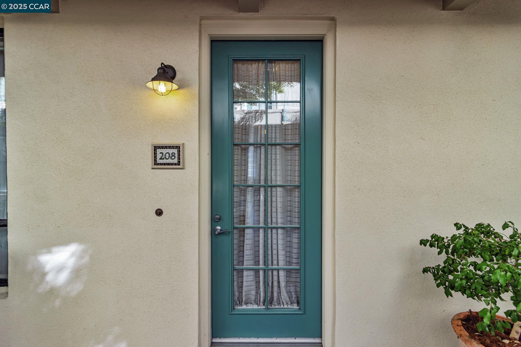 4395 Piedmont Ave # P208, Oakland, California 94611, 1 Bedroom Bedrooms, 3 Rooms Rooms,1 BathroomBathrooms,Residential,For Sale,4395 Piedmont Ave # P208,41095578