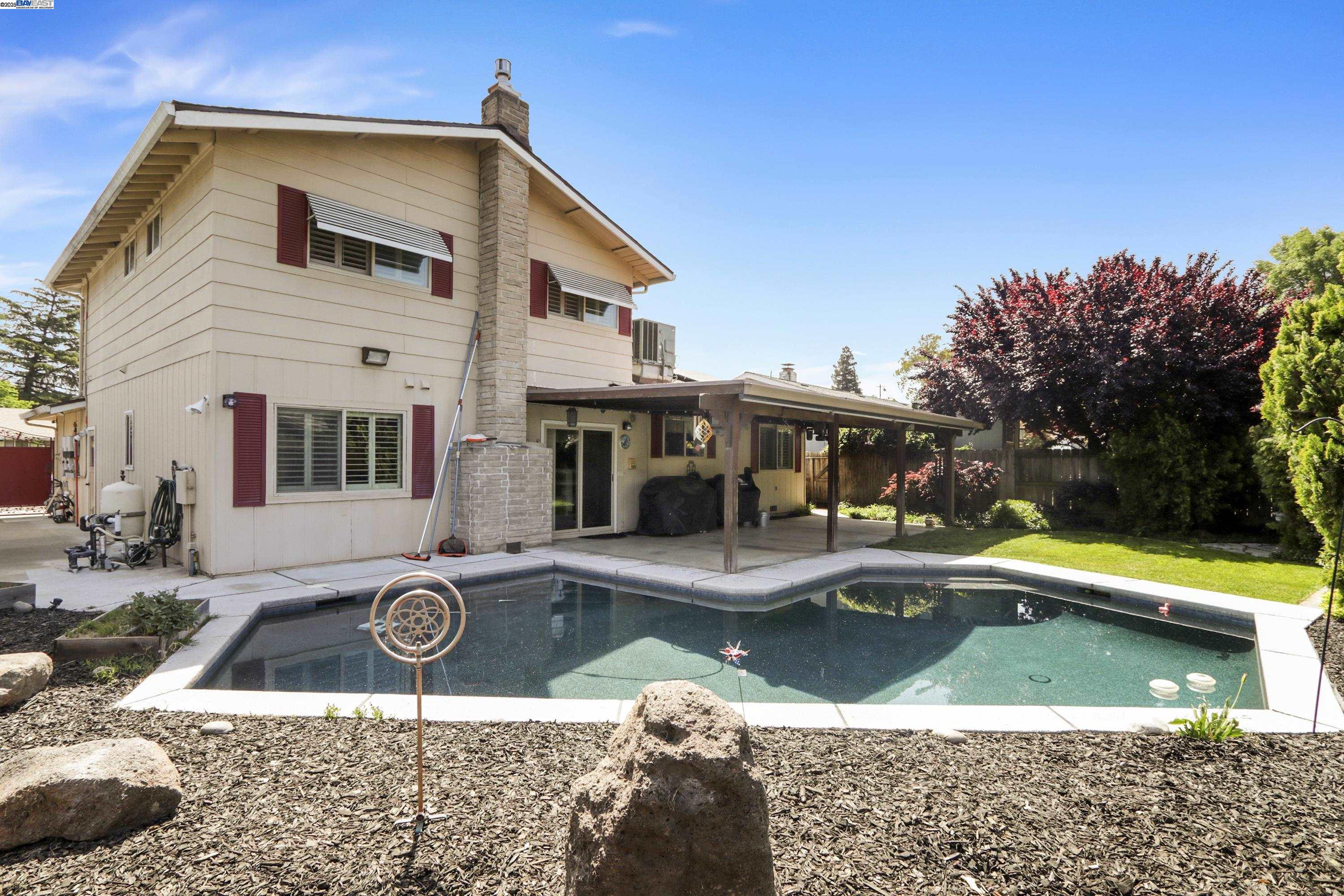 Detail Gallery Image 22 of 30 For 8525 Mason Dr, Stockton,  CA 95209 - 3 Beds | 3 Baths
