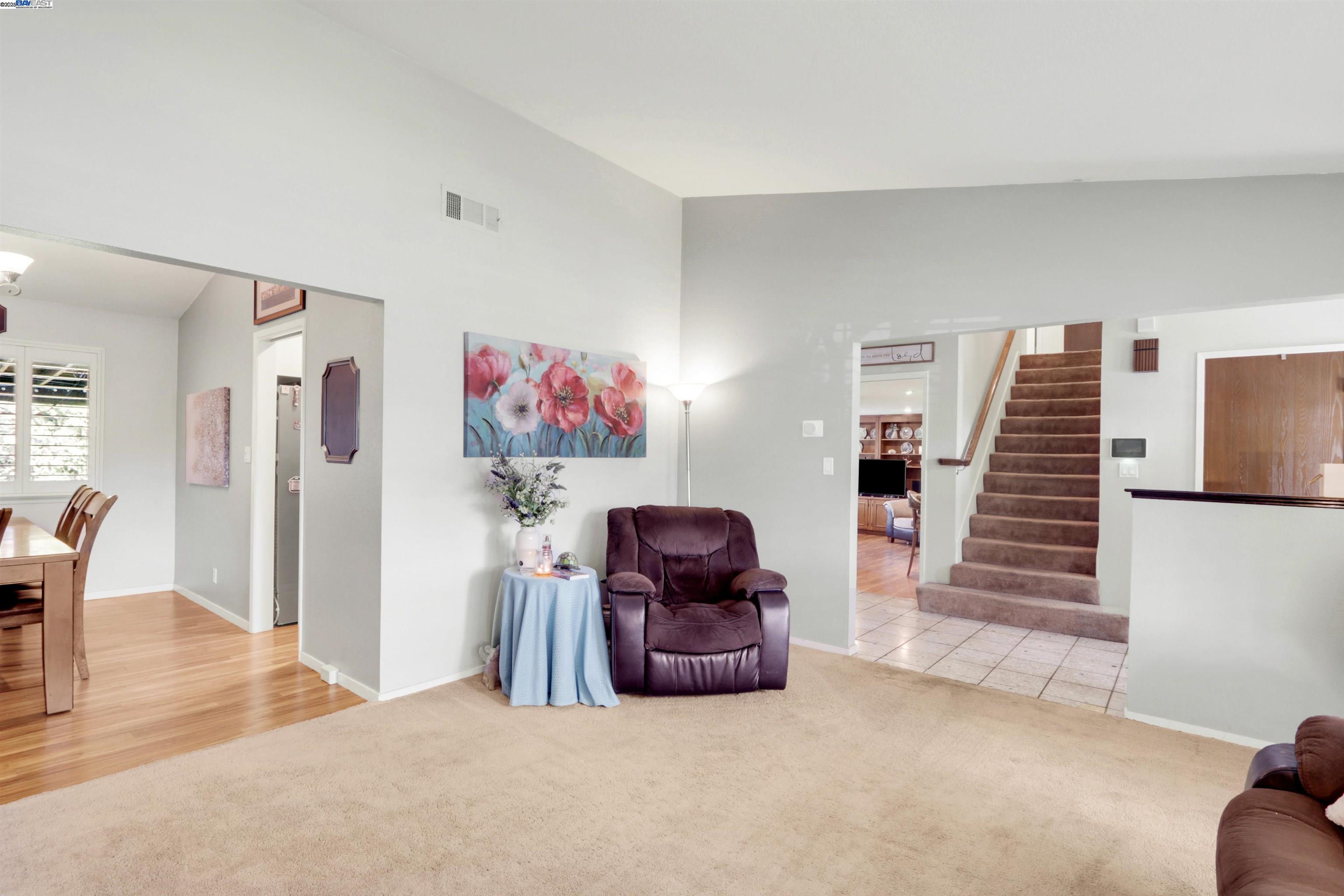 Detail Gallery Image 6 of 30 For 8525 Mason Dr, Stockton,  CA 95209 - 3 Beds | 3 Baths
