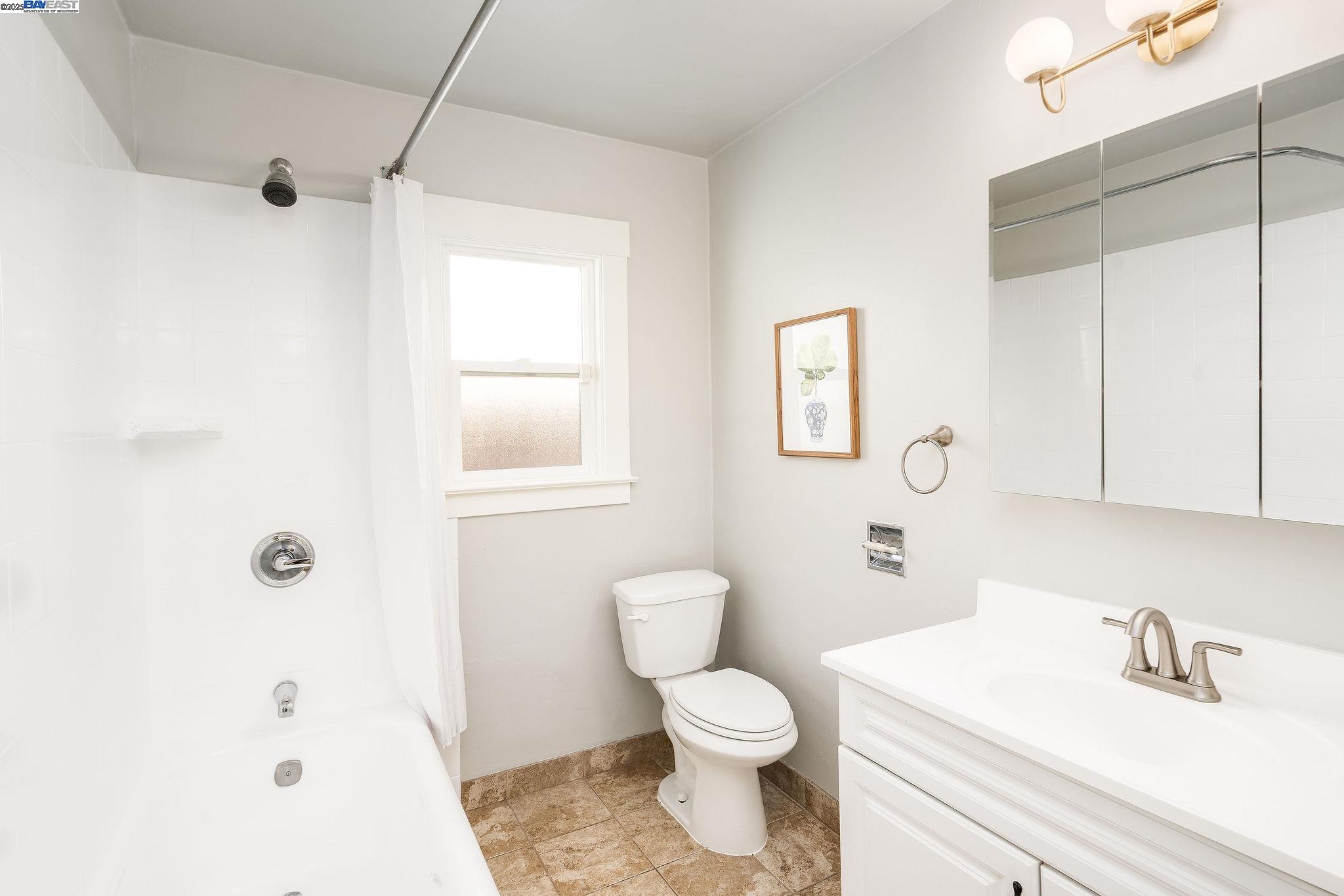 Detail Gallery Image 23 of 38 For 4400 Virginia Ave, Oakland,  CA 94619 - 2 Beds | 1 Baths