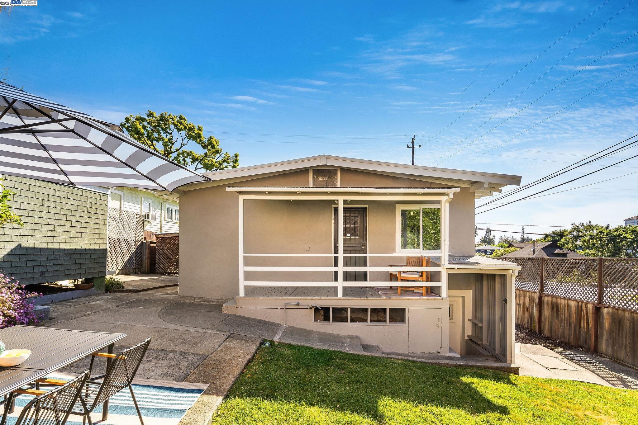 Detail Gallery Image 33 of 38 For 4400 Virginia Ave, Oakland,  CA 94619 - 2 Beds | 1 Baths