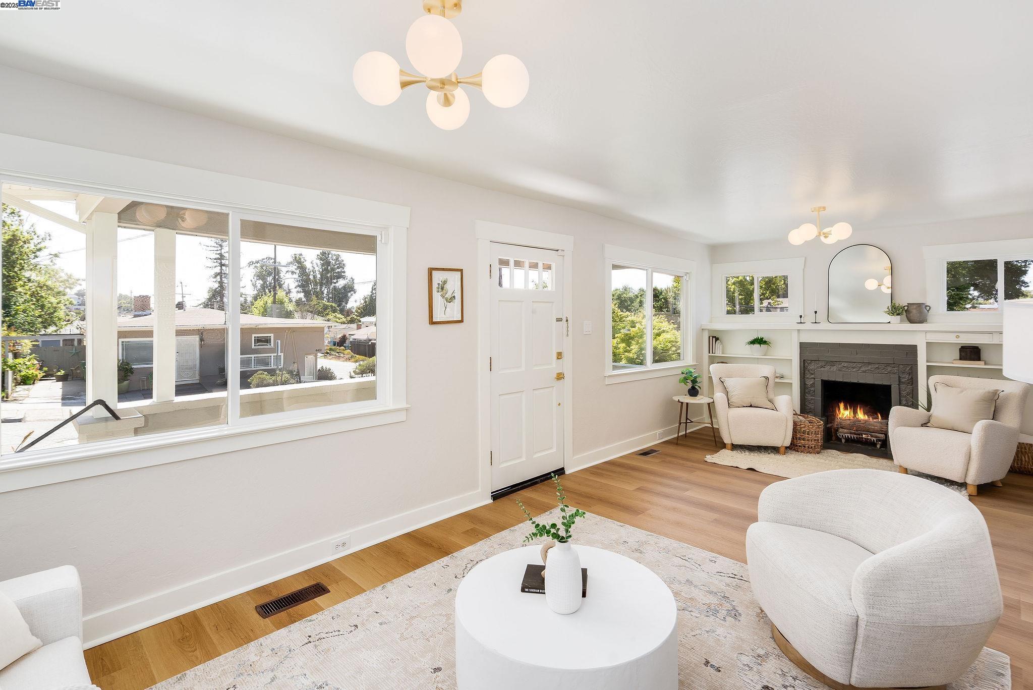 Detail Gallery Image 5 of 38 For 4400 Virginia Ave, Oakland,  CA 94619 - 2 Beds | 1 Baths