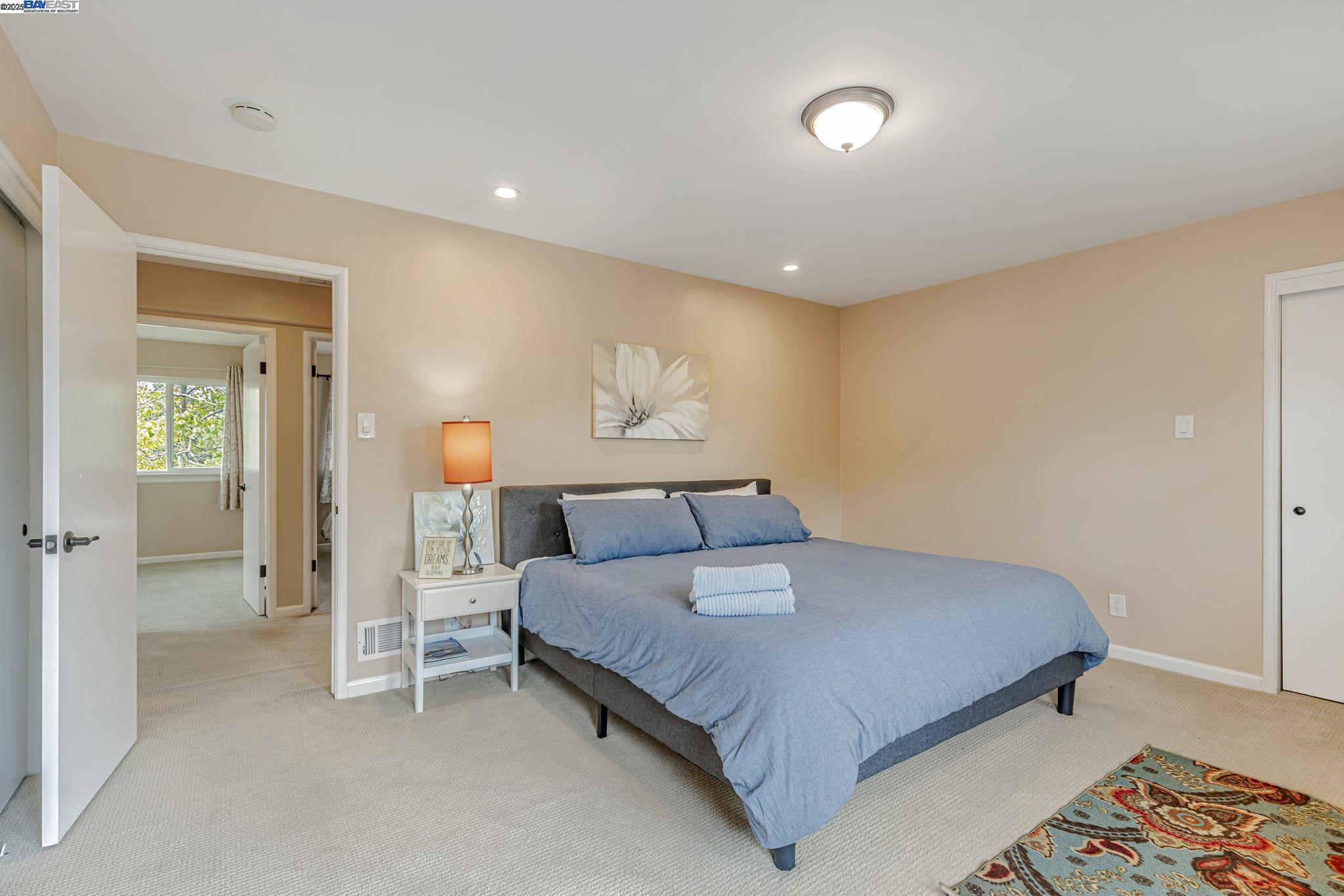 Detail Gallery Image 26 of 57 For 1939 Carzino Ct, Concord,  CA 94521 - 4 Beds | 2/2 Baths