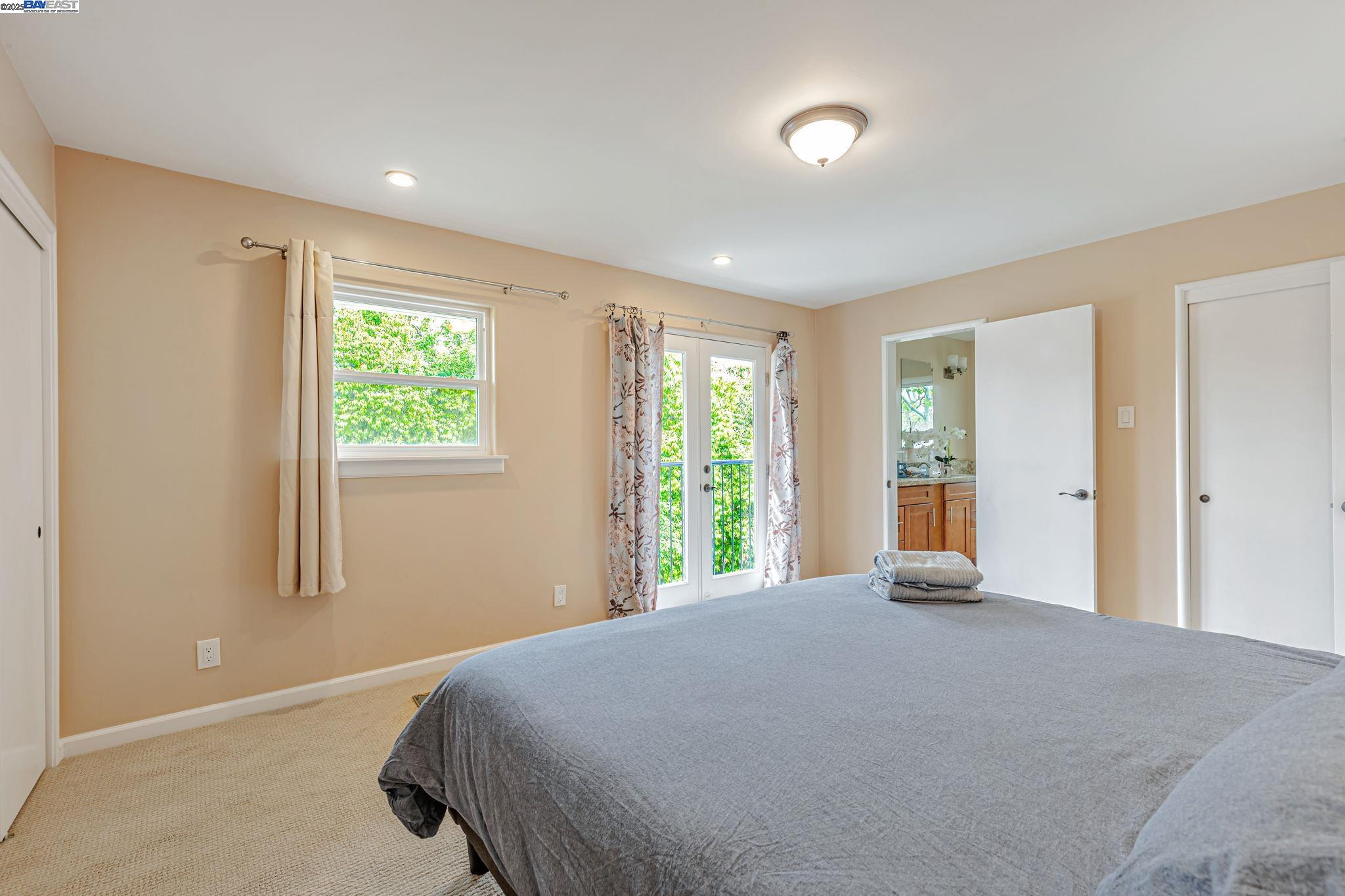 Detail Gallery Image 28 of 57 For 1939 Carzino Ct, Concord,  CA 94521 - 4 Beds | 2/2 Baths