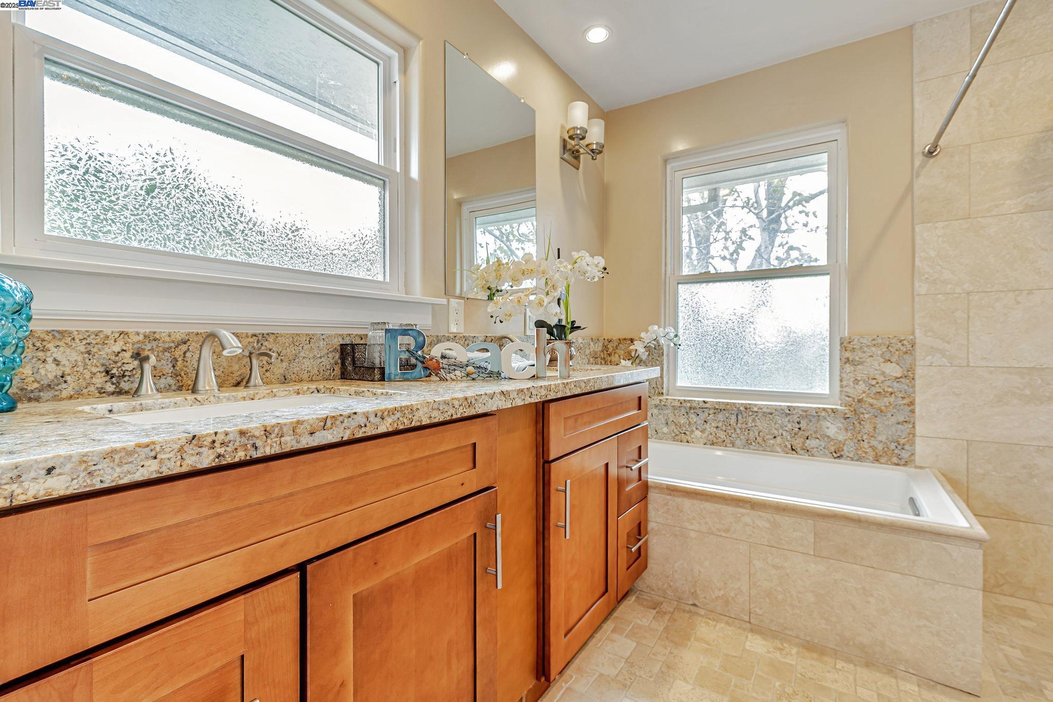 Detail Gallery Image 29 of 57 For 1939 Carzino Ct, Concord,  CA 94521 - 4 Beds | 2/2 Baths